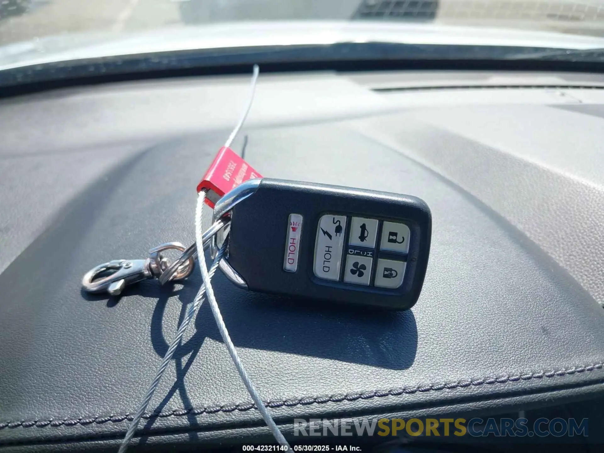 11 Photograph of a damaged car JHMZC5F17LC002213 HONDA CLARITY PLUG-IN HYBRID 2020