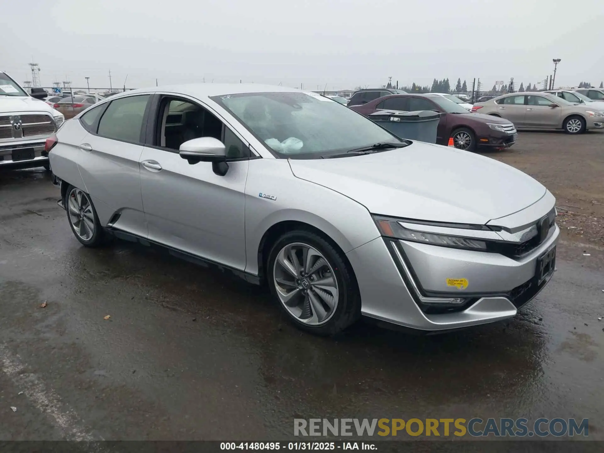 1 Photograph of a damaged car JHMZC5F11MC002032 HONDA CLARITY PLUG-IN HYBRID 2021