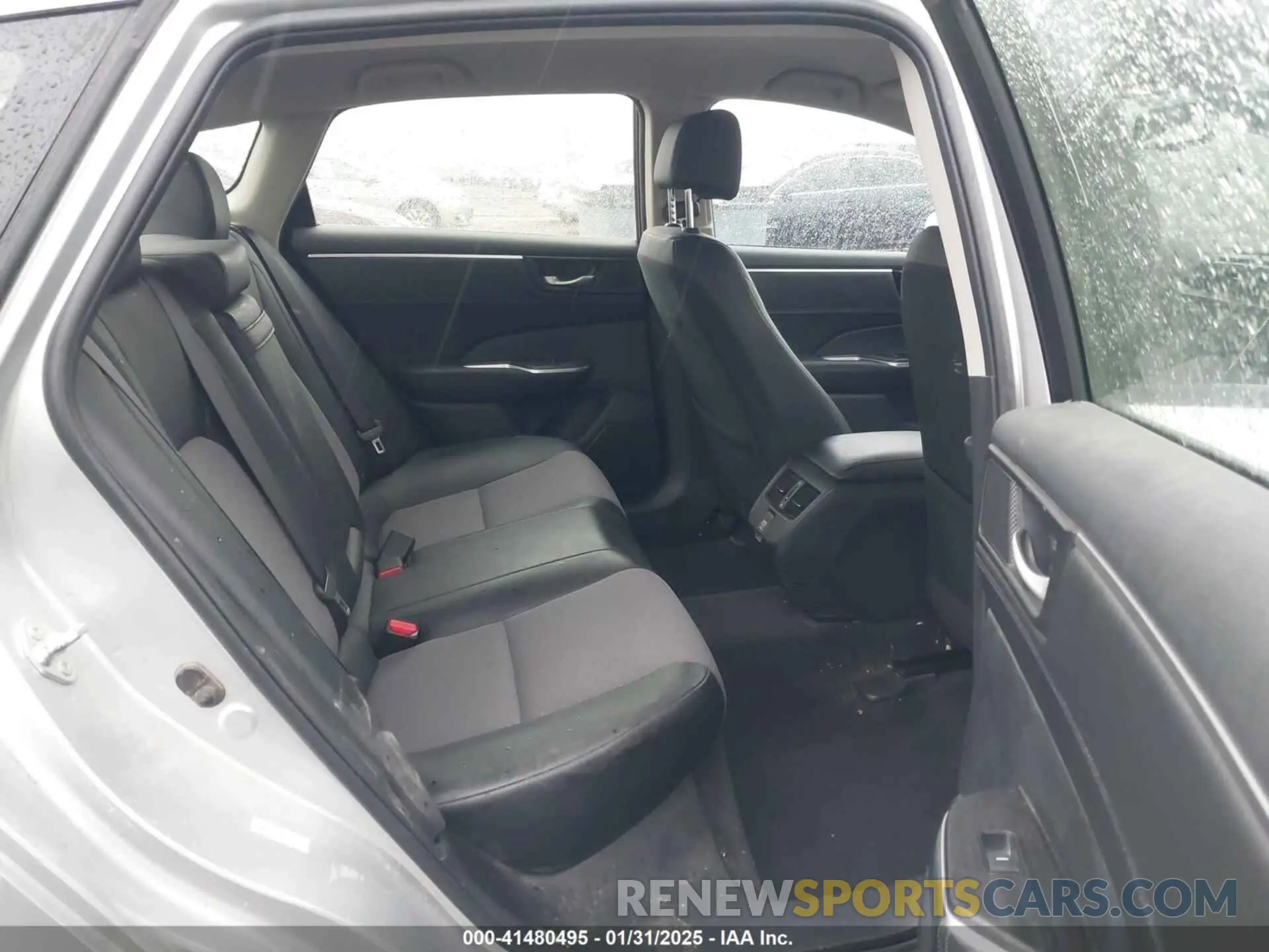 8 Photograph of a damaged car JHMZC5F11MC002032 HONDA CLARITY PLUG-IN HYBRID 2021