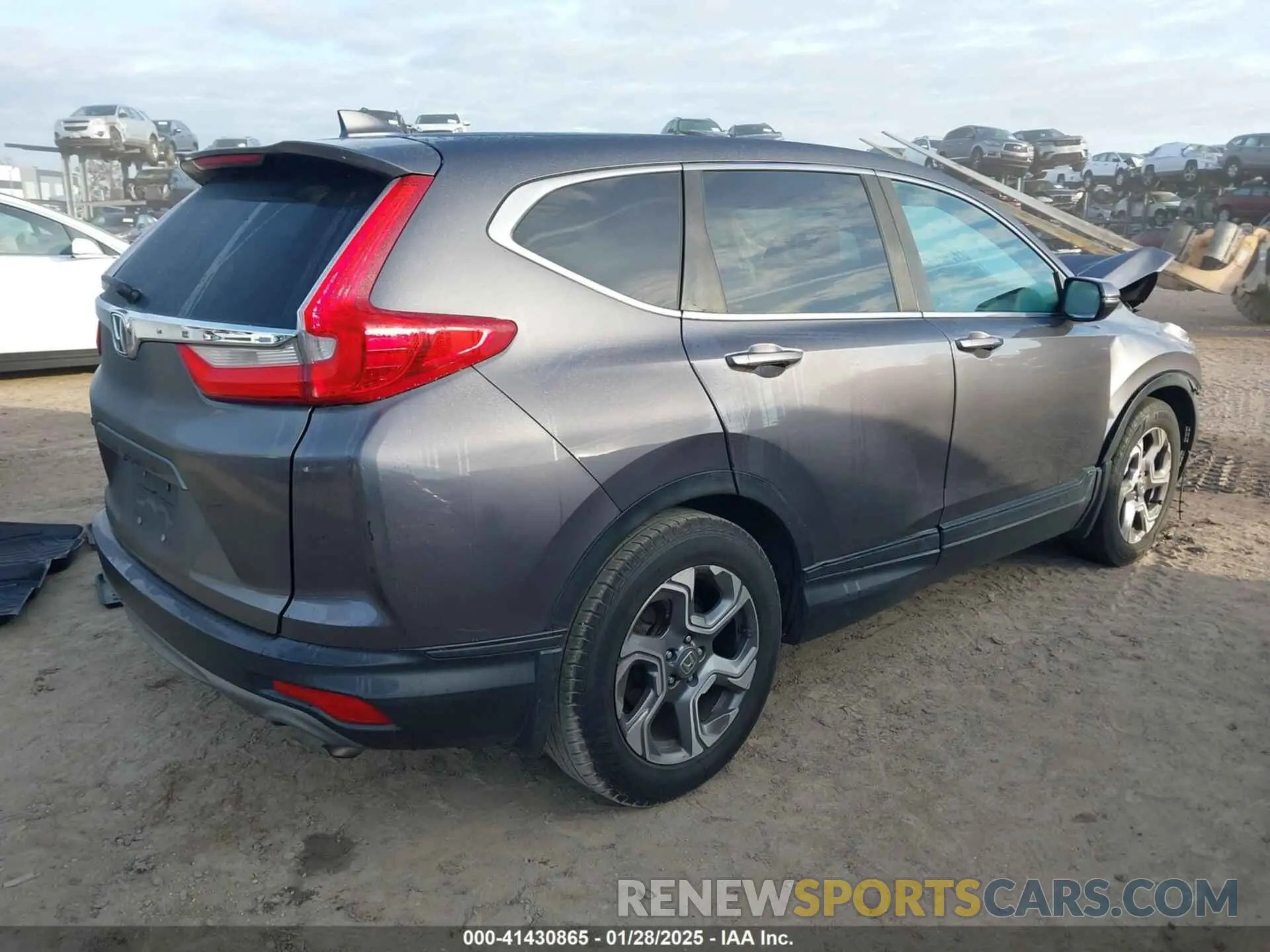 4 Photograph of a damaged car 2HKRW1H50KH508678 HONDA CR-V 2019