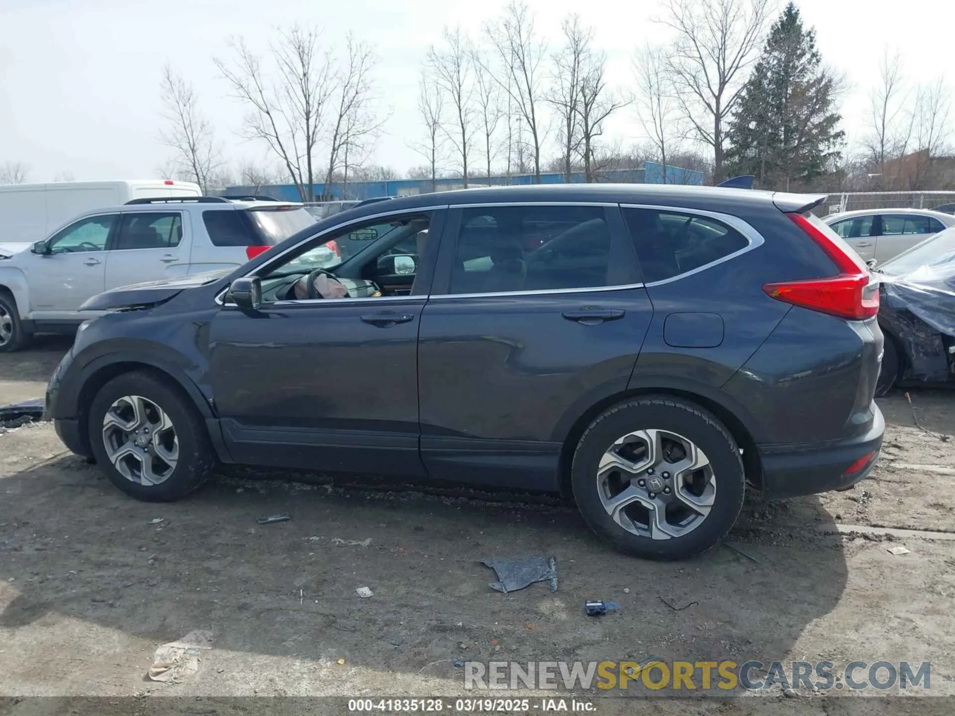 14 Photograph of a damaged car 2HKRW1H56KH507065 HONDA CR-V 2019