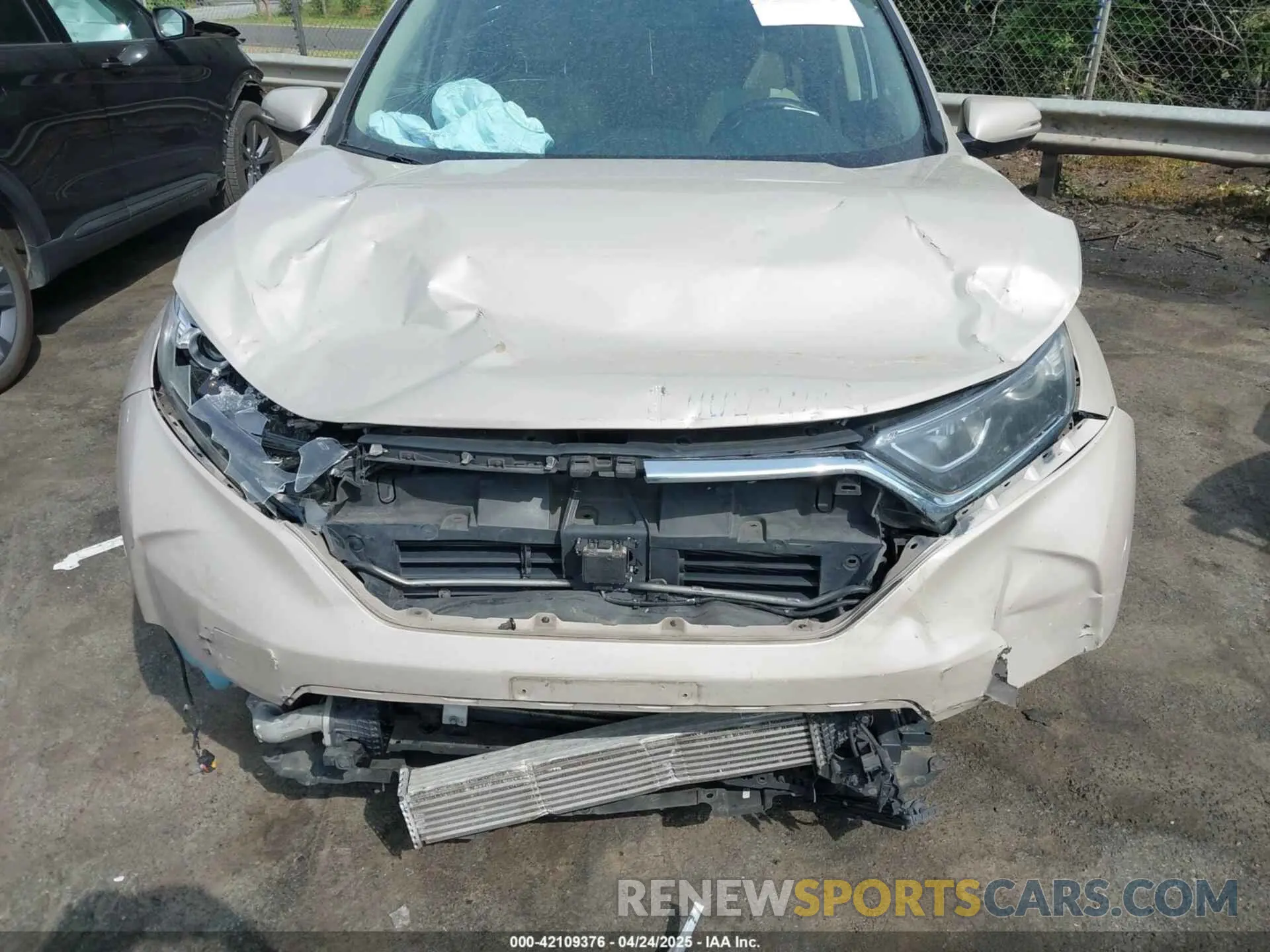 6 Photograph of a damaged car 2HKRW1H59KH502832 HONDA CR-V 2019