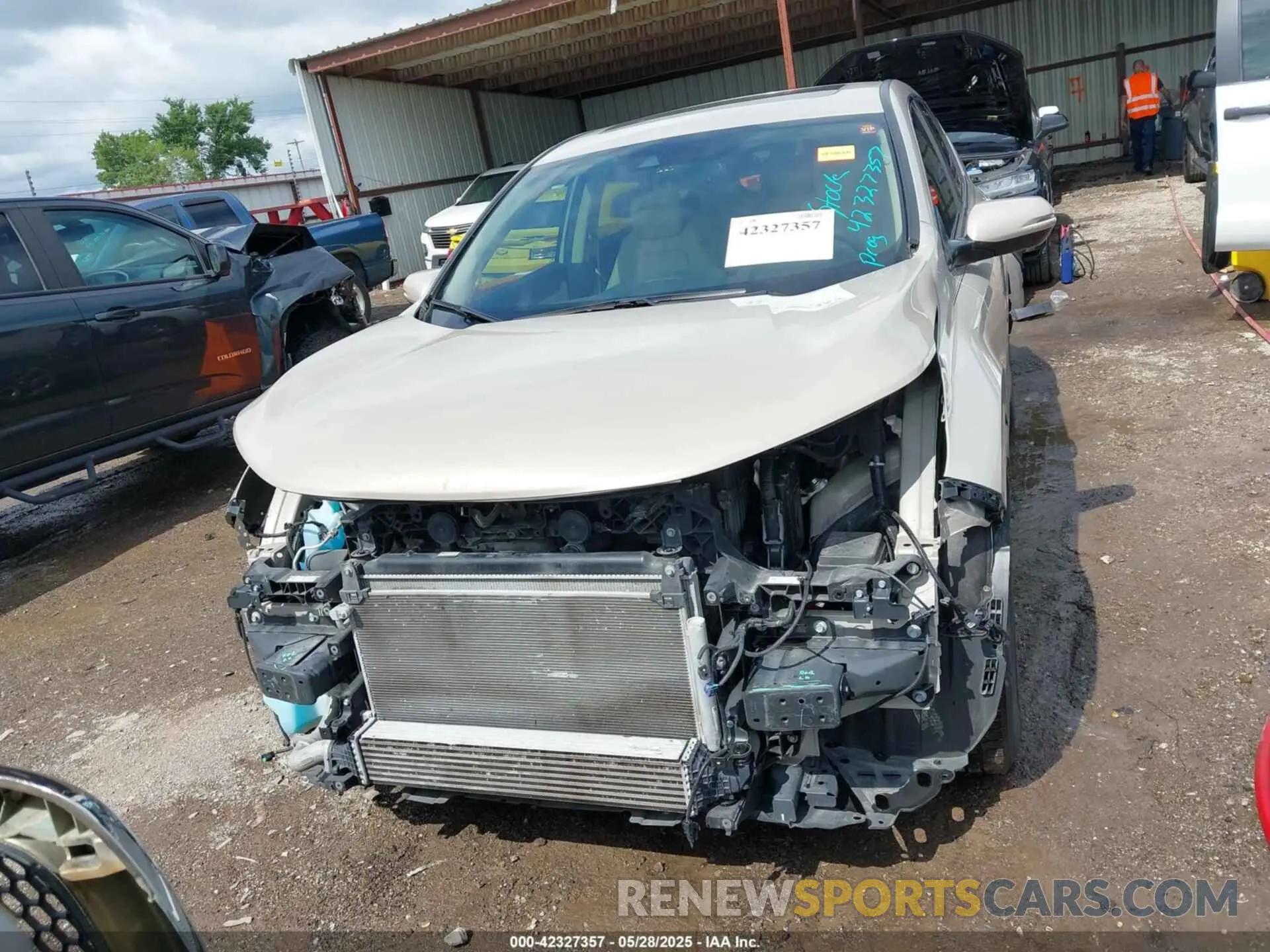 13 Photograph of a damaged car 2HKRW1H82KH503766 HONDA CR-V 2019