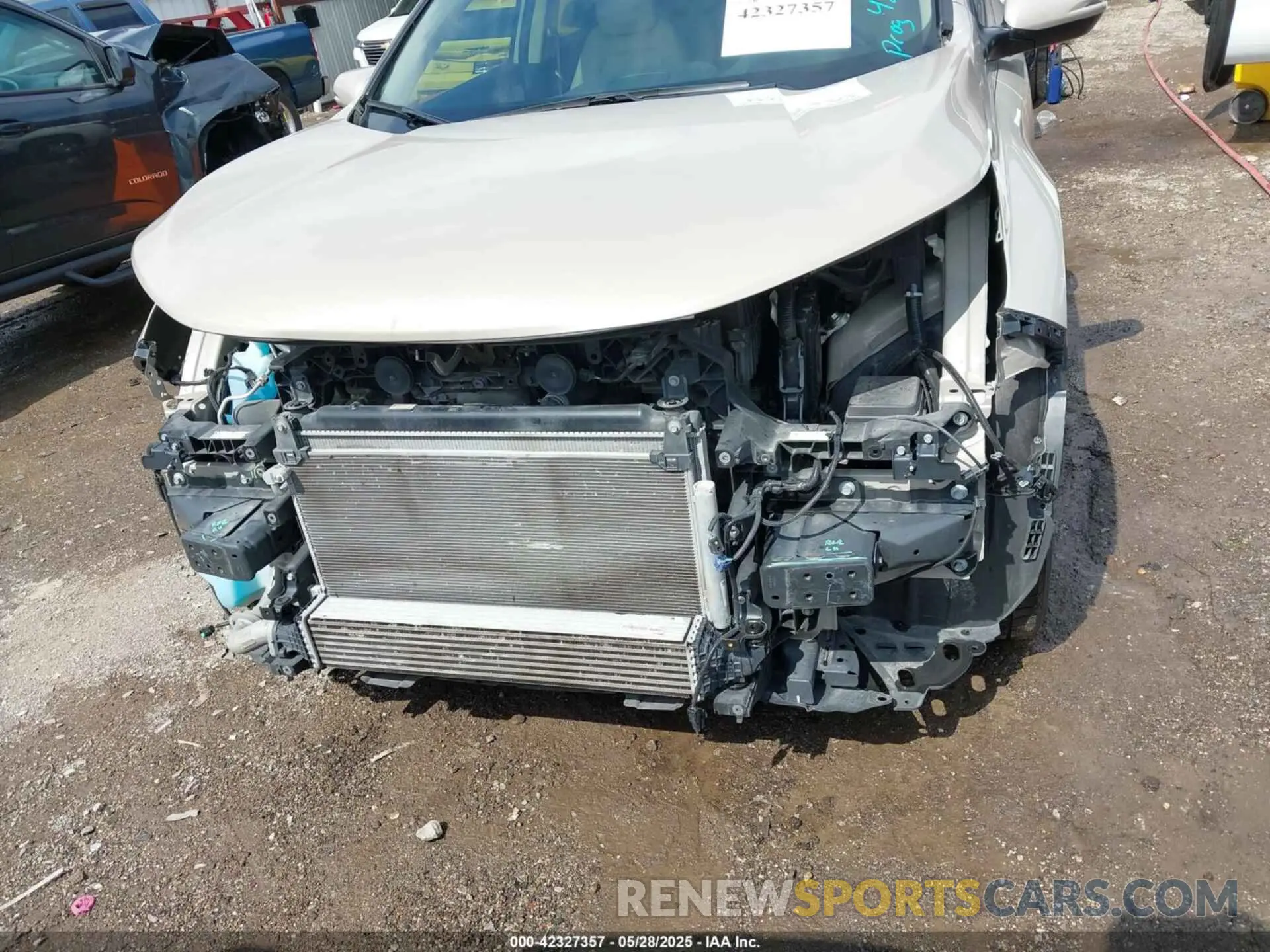 19 Photograph of a damaged car 2HKRW1H82KH503766 HONDA CR-V 2019