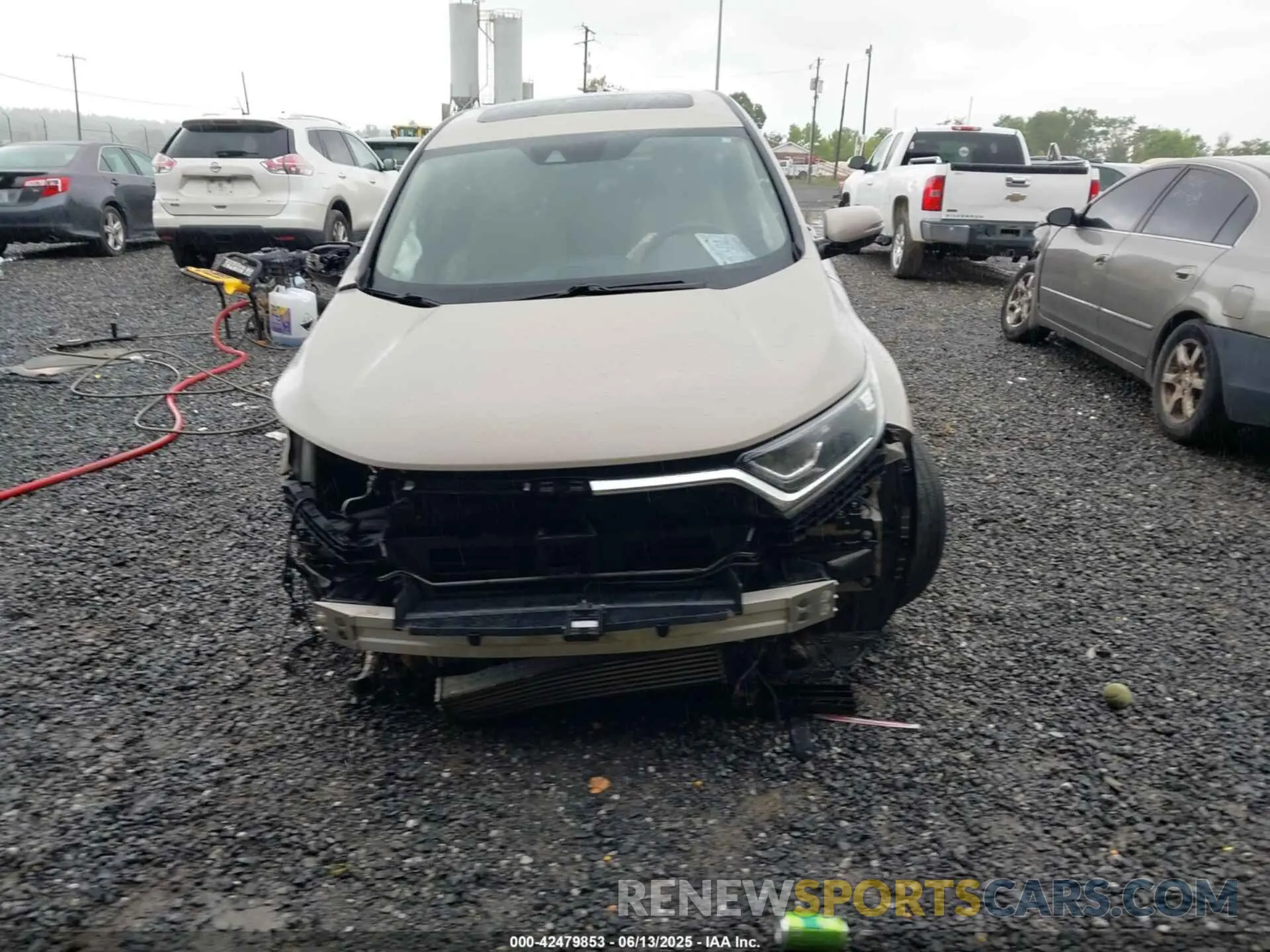 12 Photograph of a damaged car 2HKRW1H8XKH503630 HONDA CR-V 2019