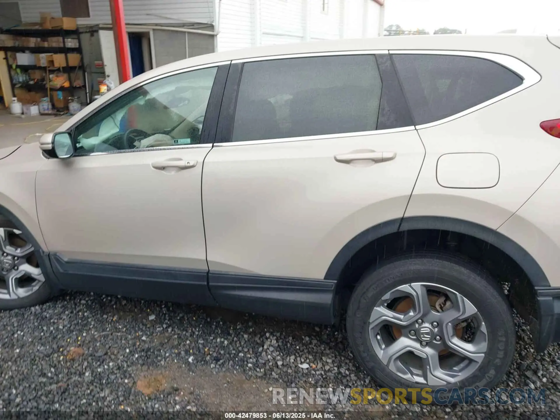 14 Photograph of a damaged car 2HKRW1H8XKH503630 HONDA CR-V 2019