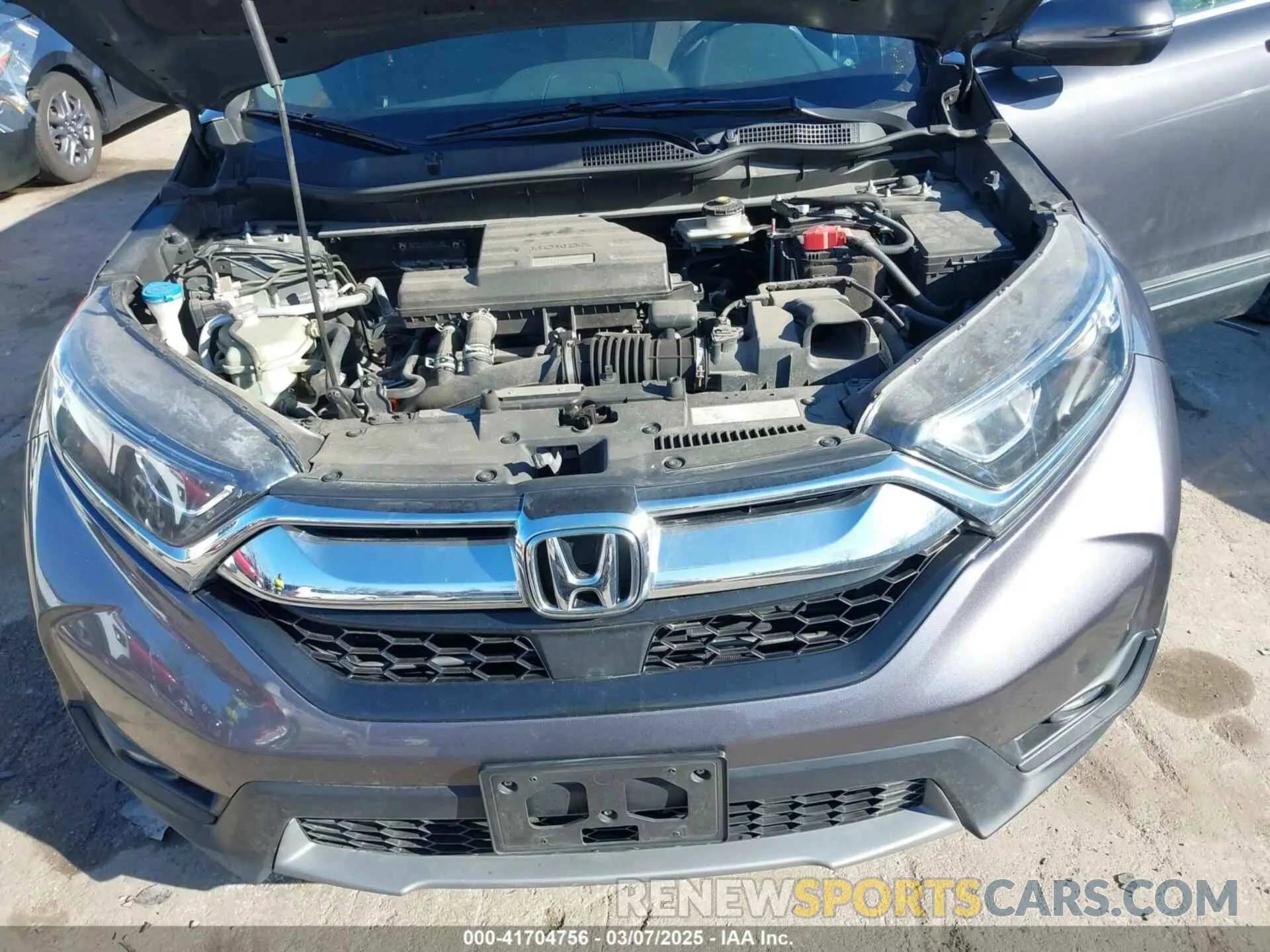 10 Photograph of a damaged car 2HKRW2H50KH637316 HONDA CR-V 2019