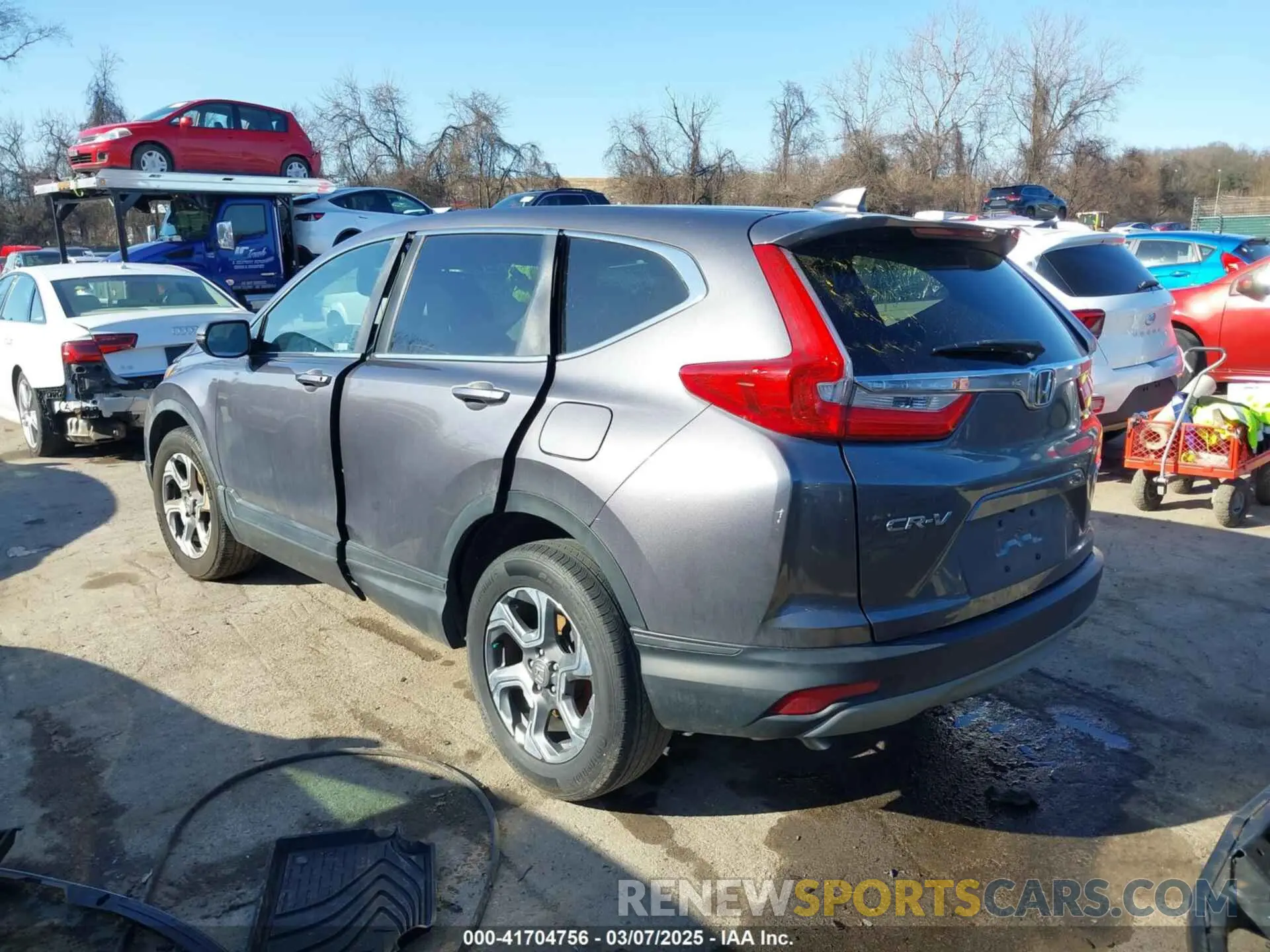 3 Photograph of a damaged car 2HKRW2H50KH637316 HONDA CR-V 2019