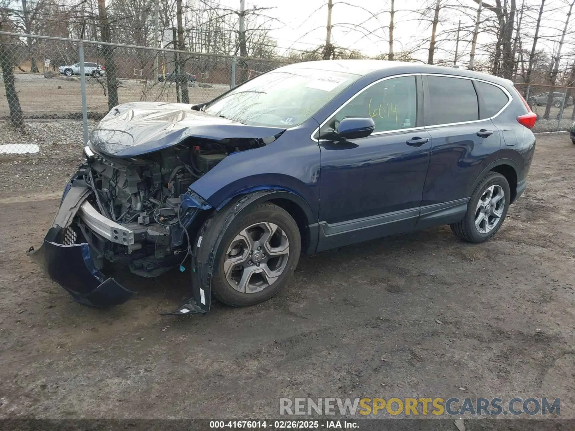 2 Photograph of a damaged car 2HKRW2H50KH648462 HONDA CR-V 2019