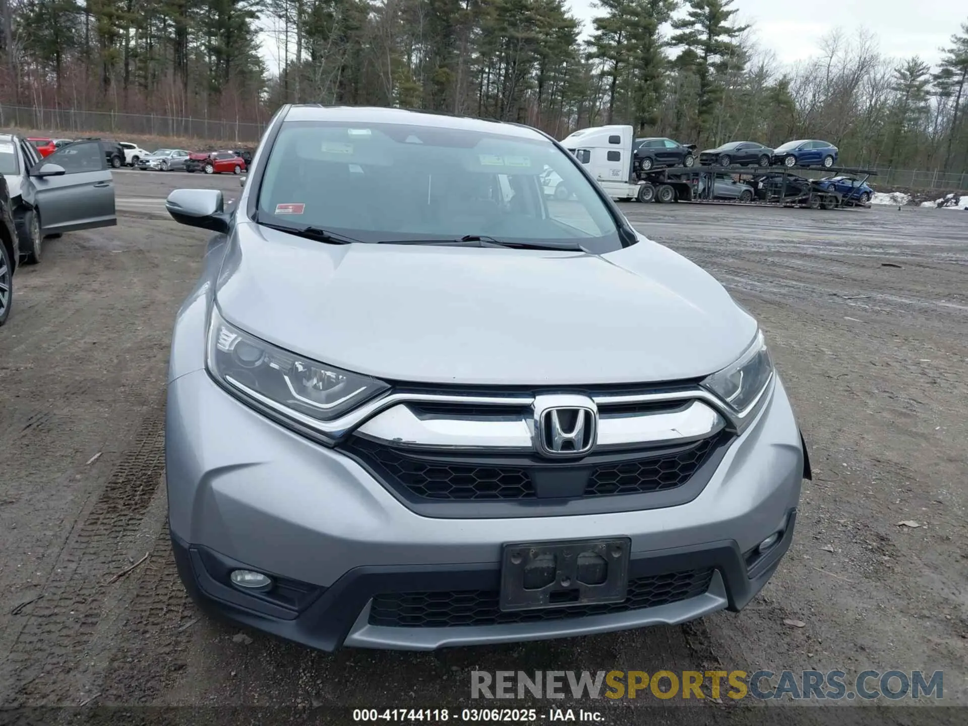11 Photograph of a damaged car 2HKRW2H50KH649109 HONDA CR-V 2019