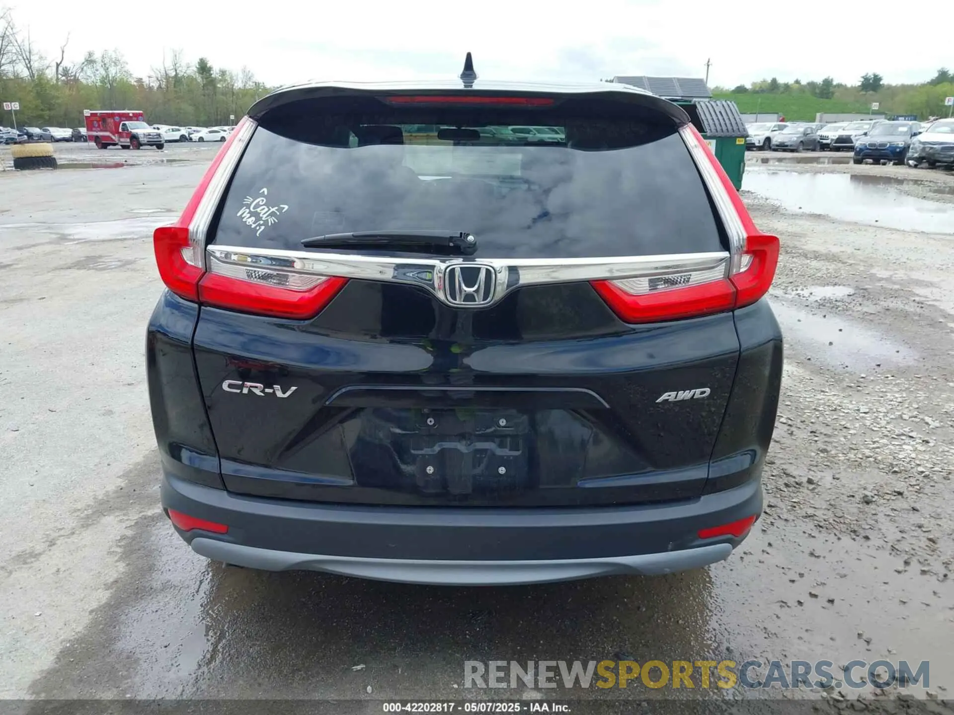 16 Photograph of a damaged car 2HKRW2H52KH616497 HONDA CR-V 2019