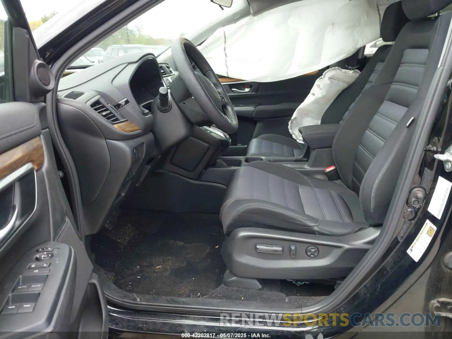 5 Photograph of a damaged car 2HKRW2H52KH616497 HONDA CR-V 2019