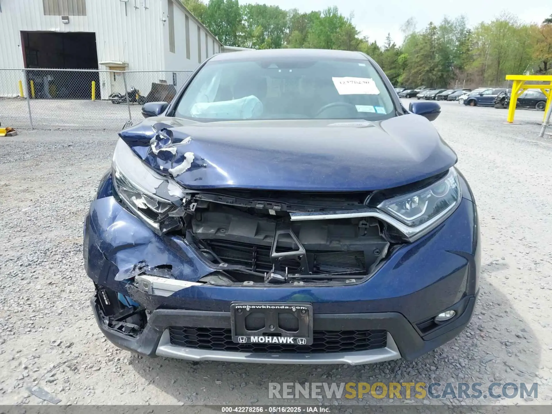 12 Photograph of a damaged car 2HKRW2H54KH657262 HONDA CR-V 2019