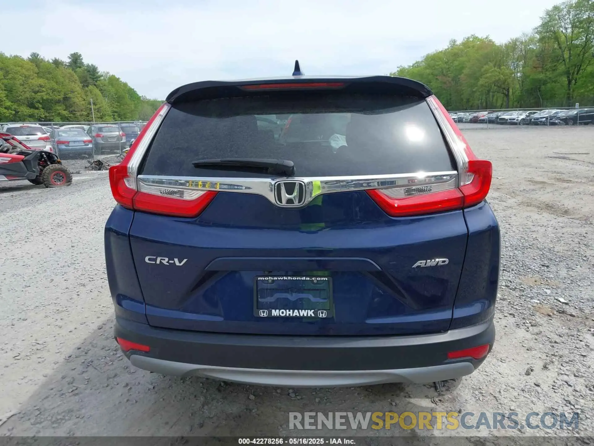 16 Photograph of a damaged car 2HKRW2H54KH657262 HONDA CR-V 2019