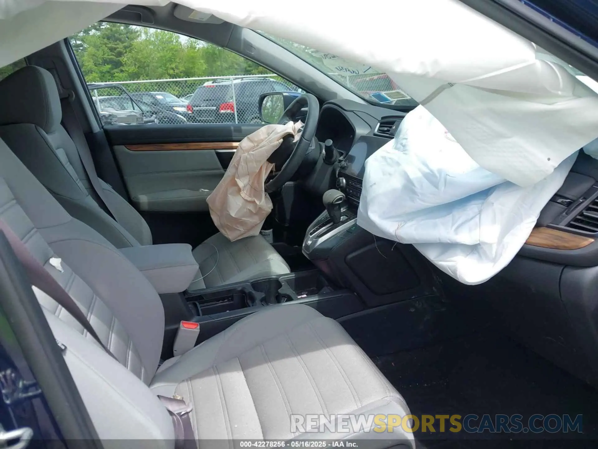 5 Photograph of a damaged car 2HKRW2H54KH657262 HONDA CR-V 2019