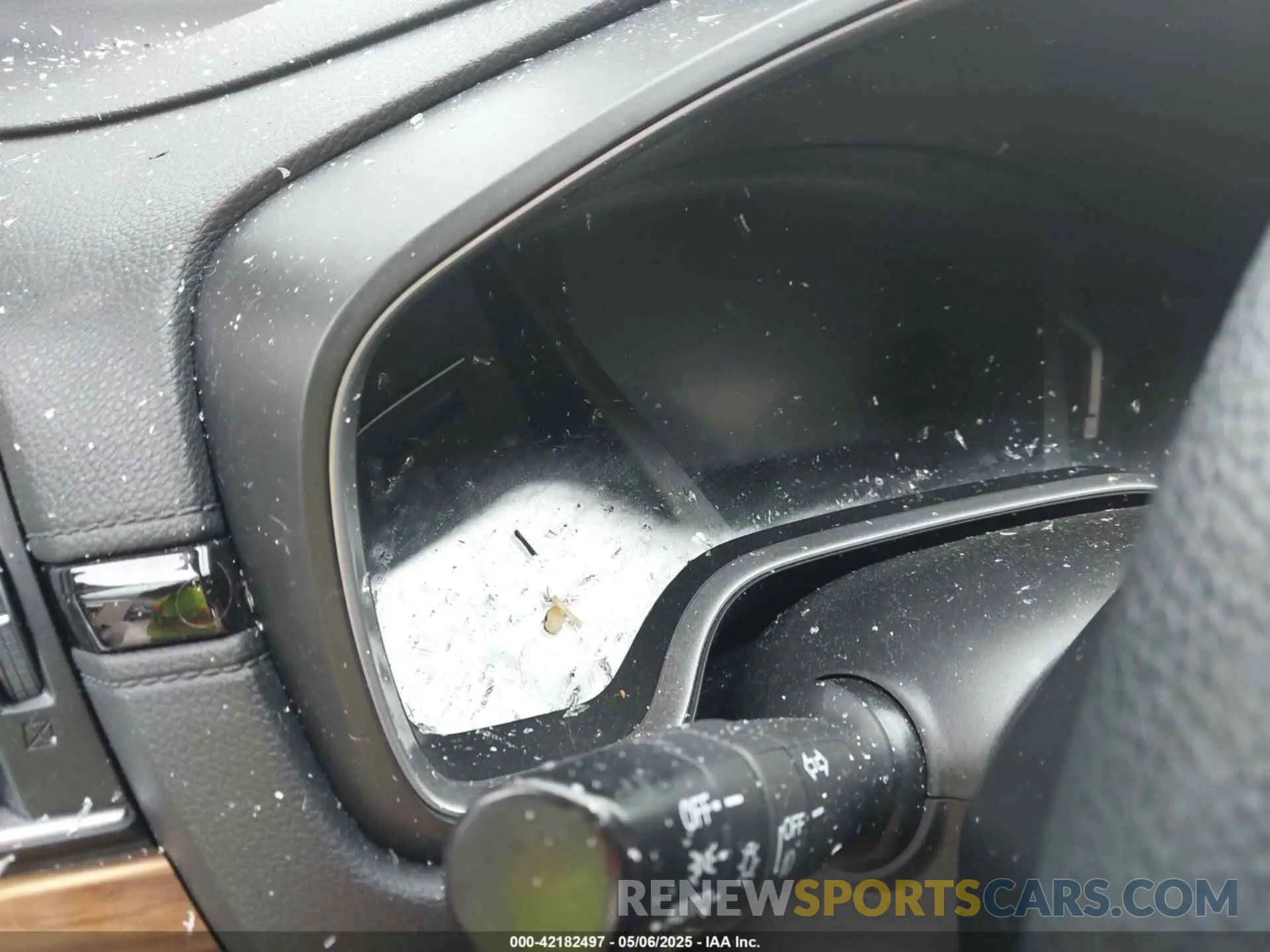 14 Photograph of a damaged car 2HKRW2H55KH602674 HONDA CR-V 2019