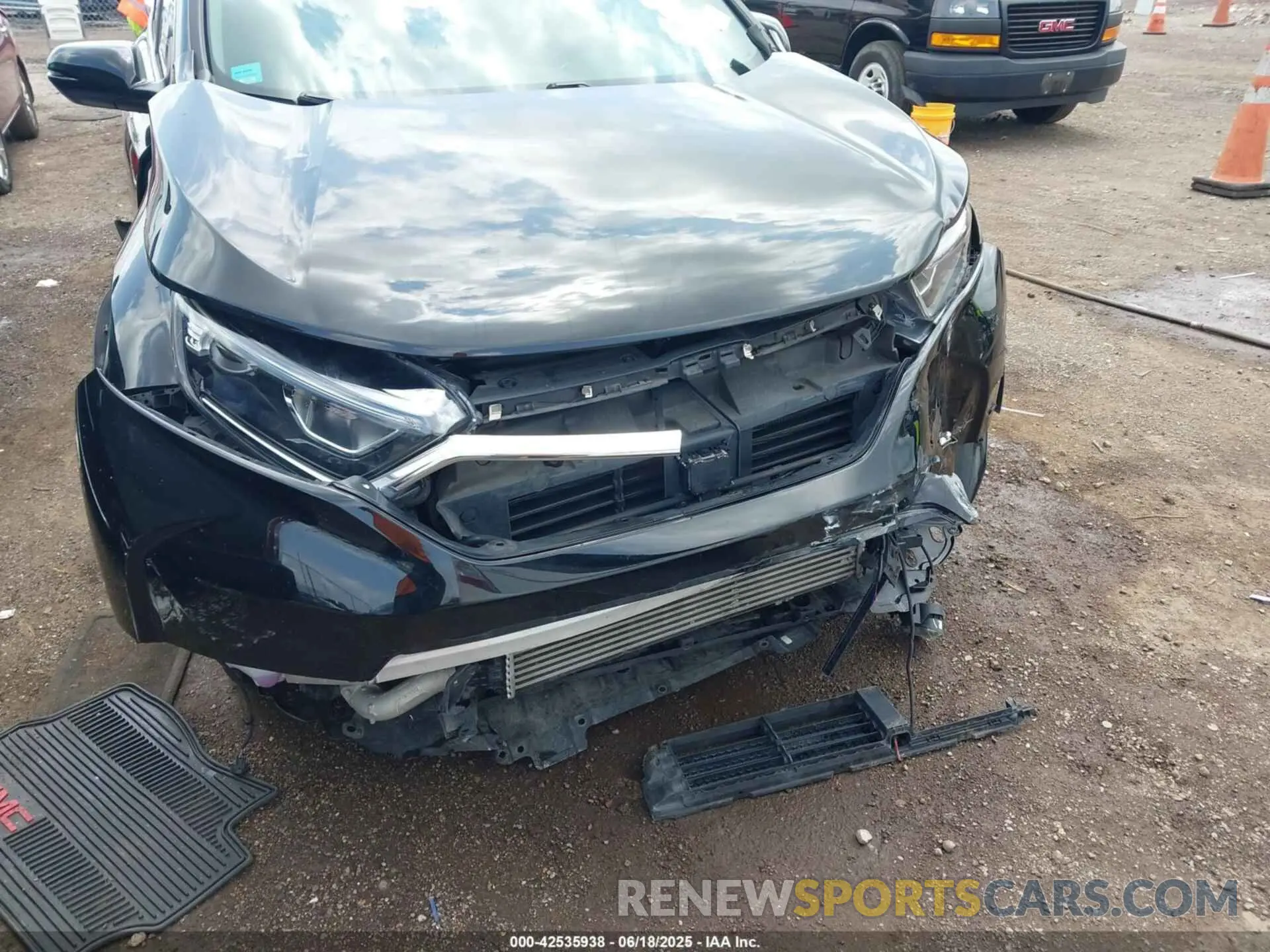 13 Photograph of a damaged car 2HKRW2H55KH676631 HONDA CR-V 2019