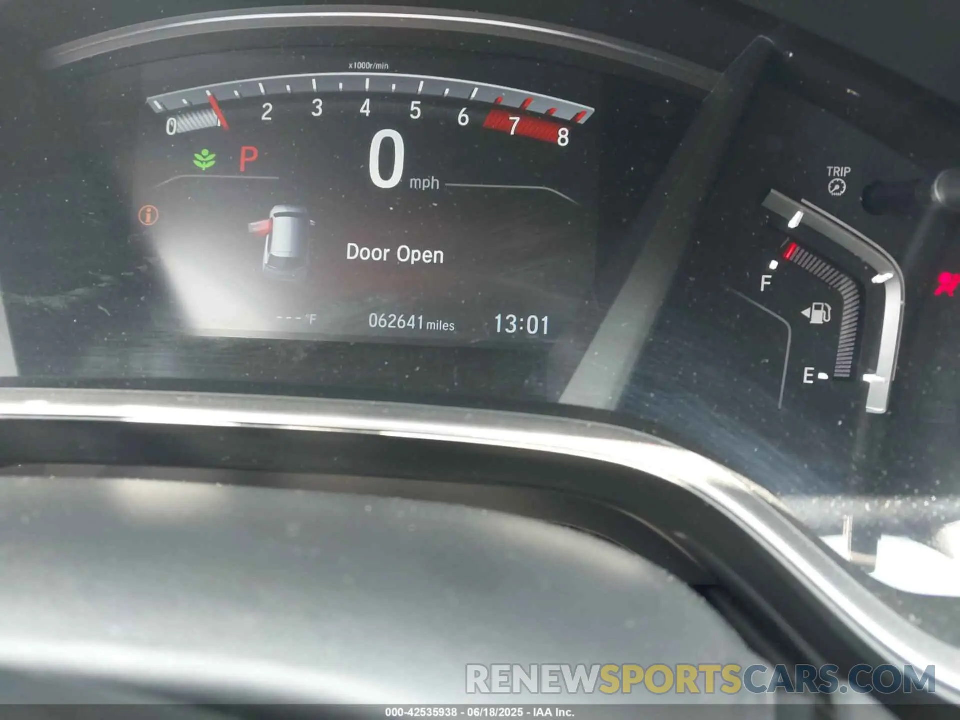 16 Photograph of a damaged car 2HKRW2H55KH676631 HONDA CR-V 2019