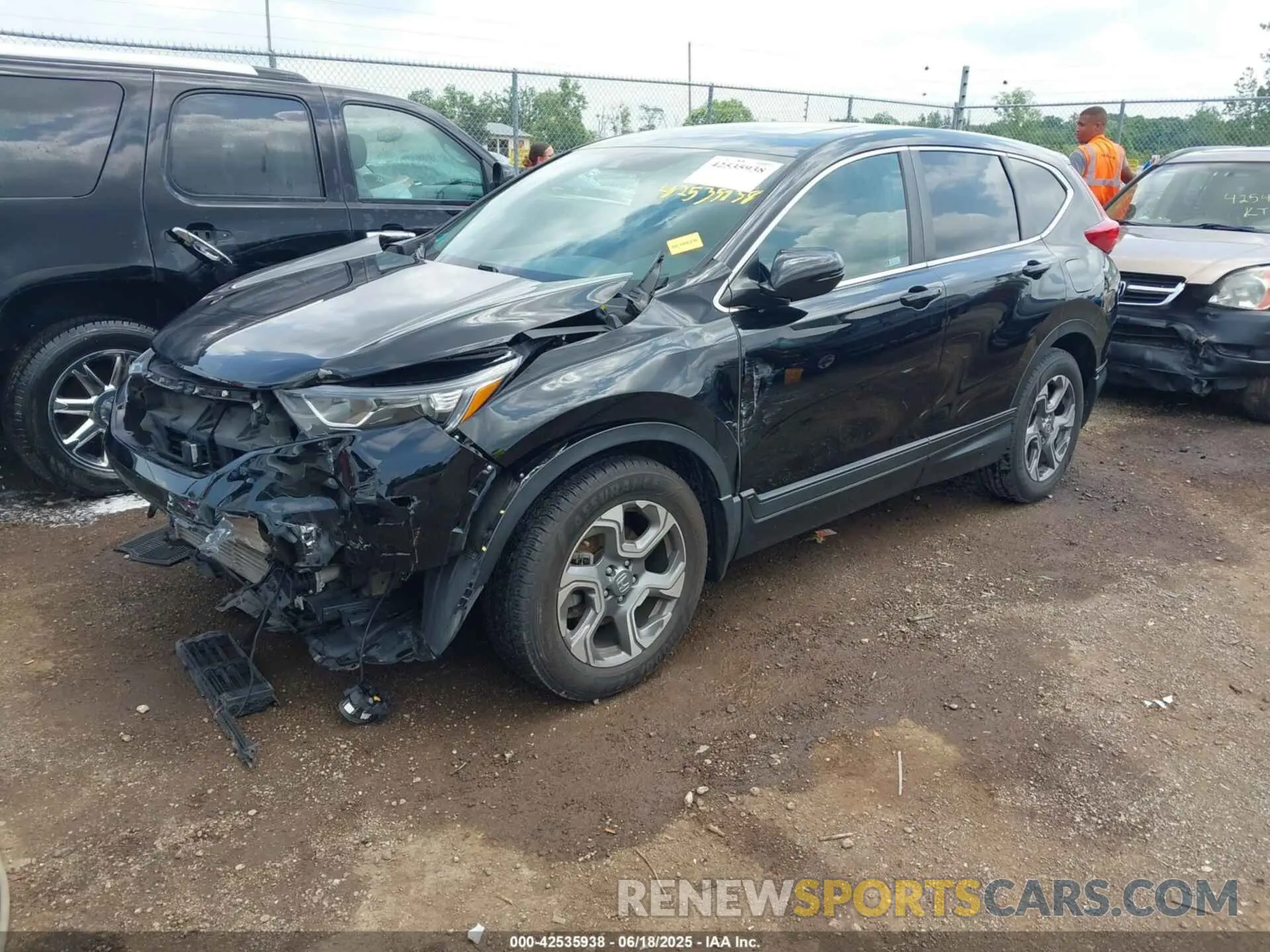 2 Photograph of a damaged car 2HKRW2H55KH676631 HONDA CR-V 2019