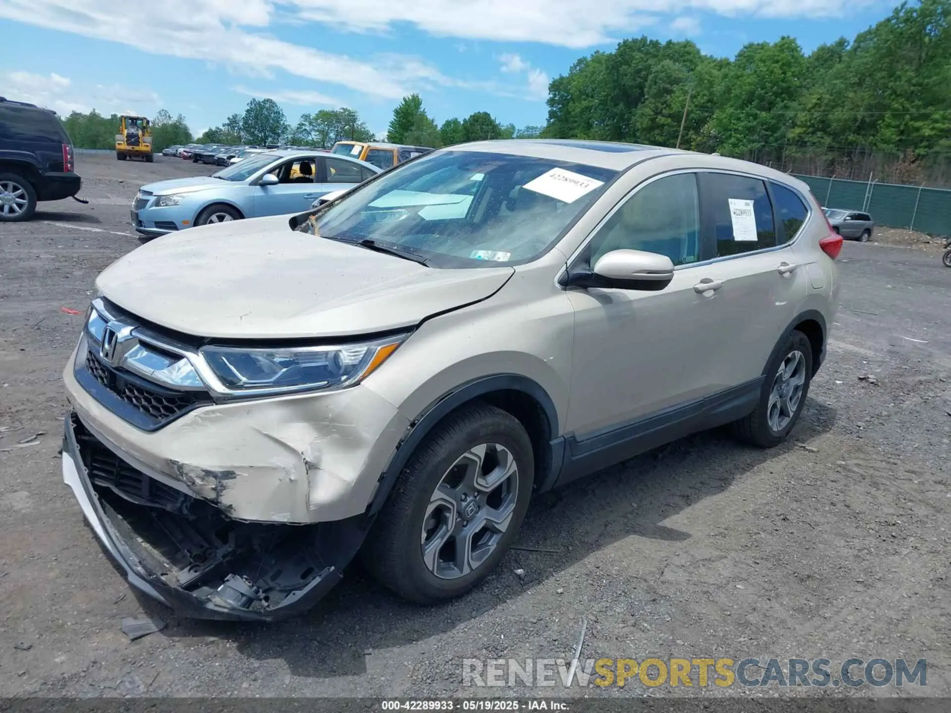 2 Photograph of a damaged car 2HKRW2H56KH634372 HONDA CR-V 2019