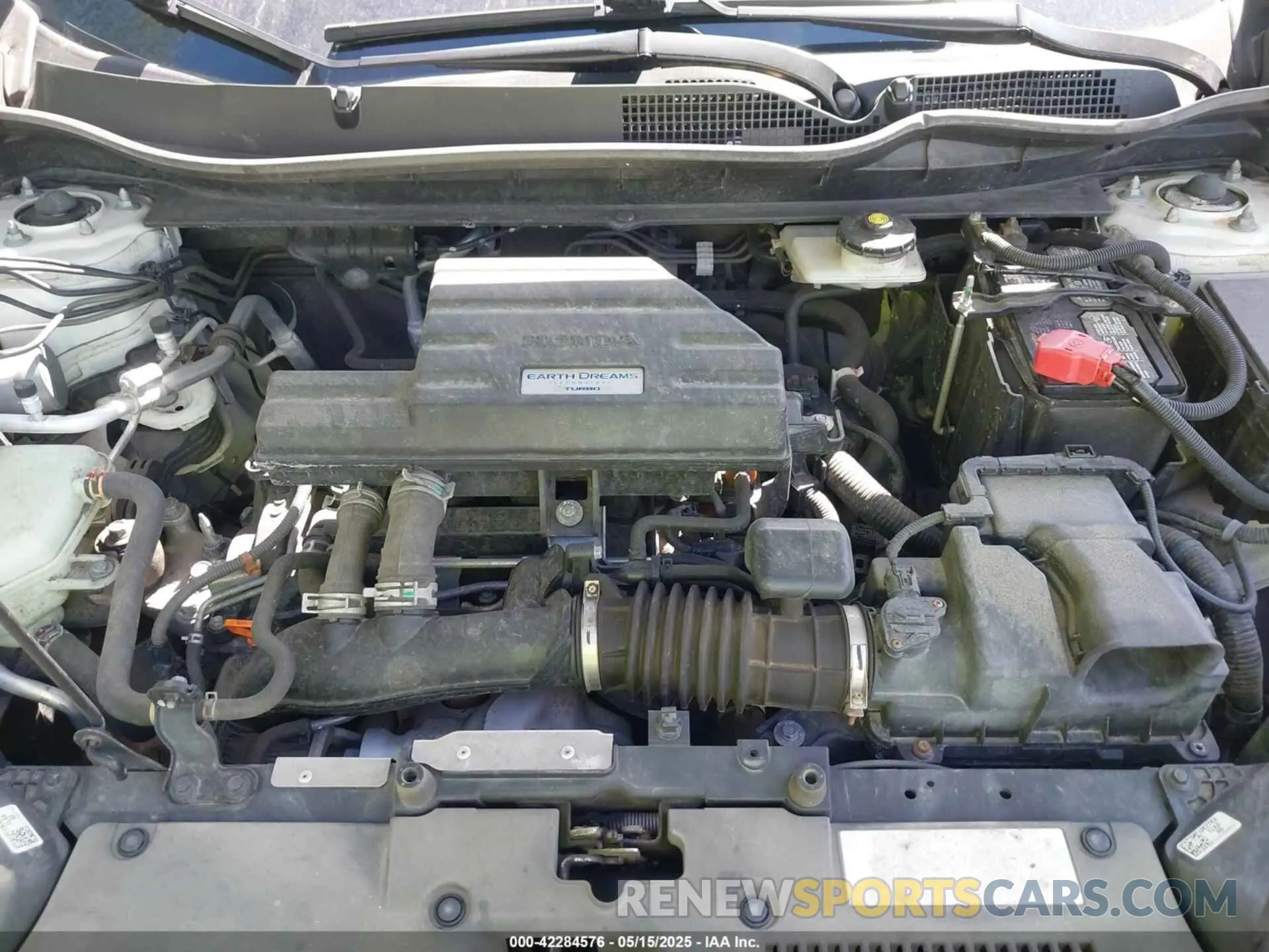10 Photograph of a damaged car 2HKRW2H56KH666061 HONDA CR-V 2019