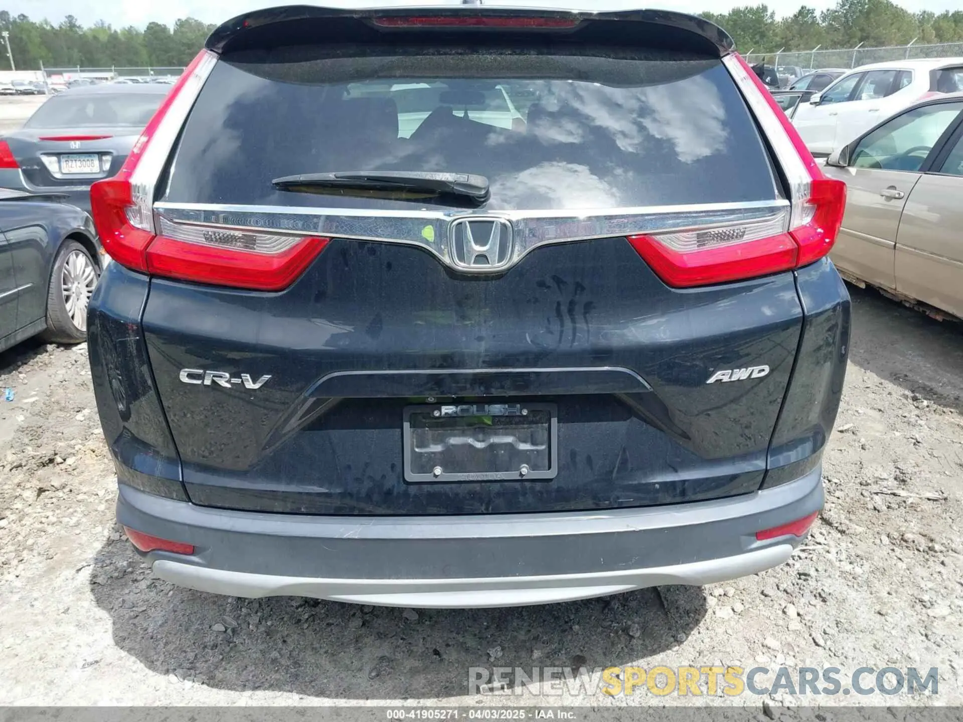 16 Photograph of a damaged car 2HKRW2H56KH674662 HONDA CR-V 2019
