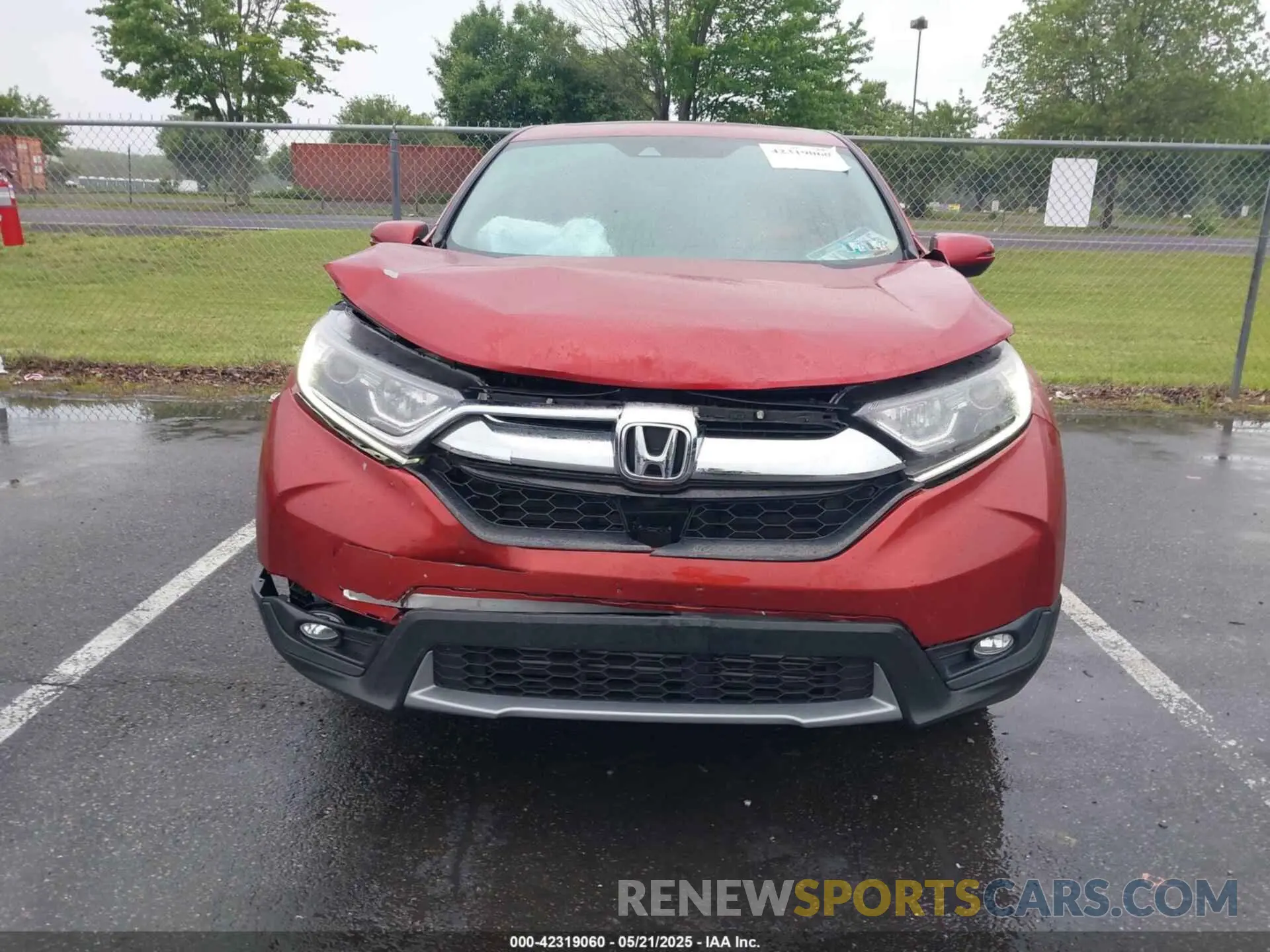 12 Photograph of a damaged car 2HKRW2H57KH613336 HONDA CR-V 2019