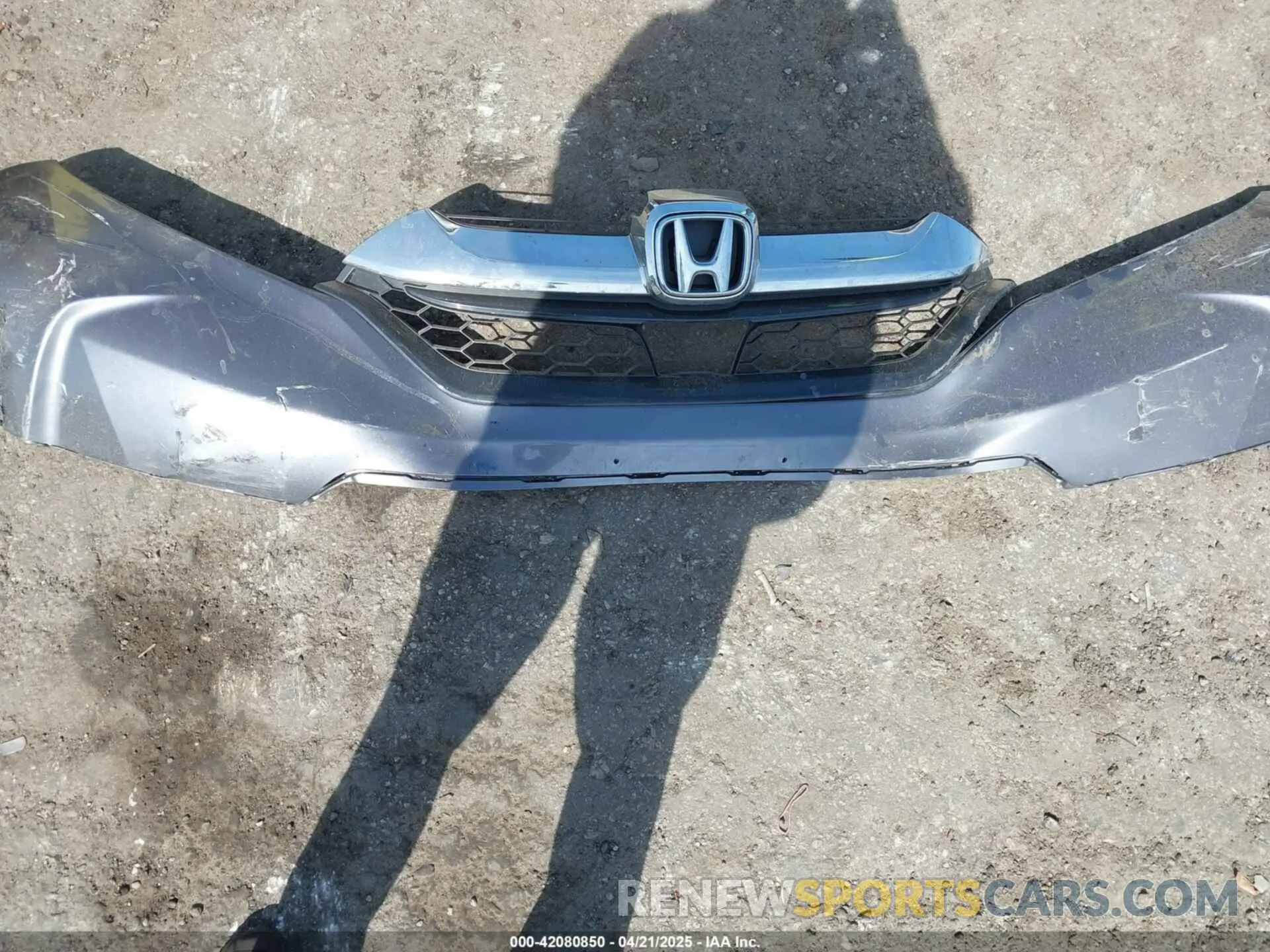 12 Photograph of a damaged car 2HKRW2H58KH667373 HONDA CR-V 2019