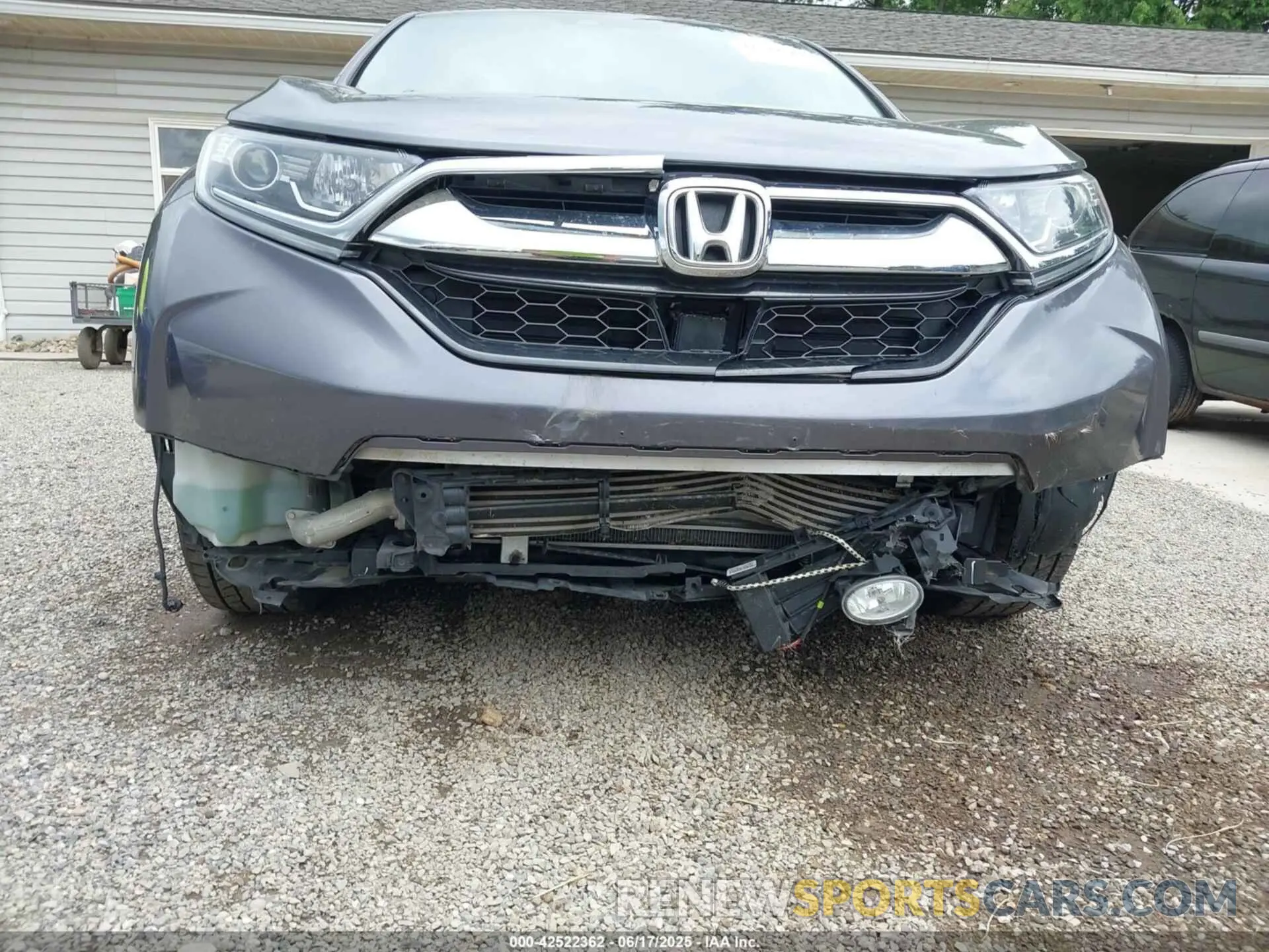 6 Photograph of a damaged car 2HKRW2H59KH650548 HONDA CR-V 2019