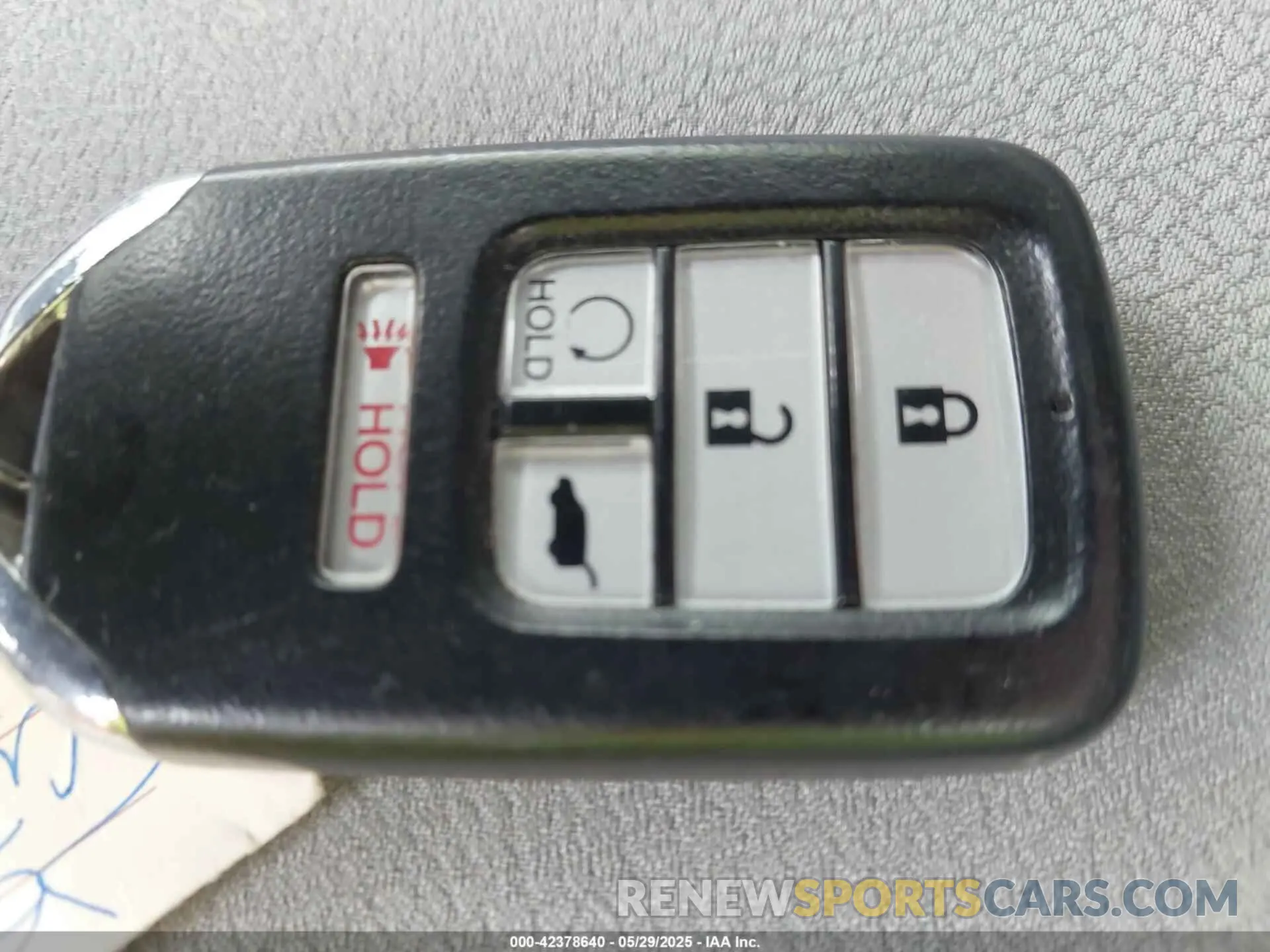 11 Photograph of a damaged car 2HKRW2H59KH654034 HONDA CR-V 2019