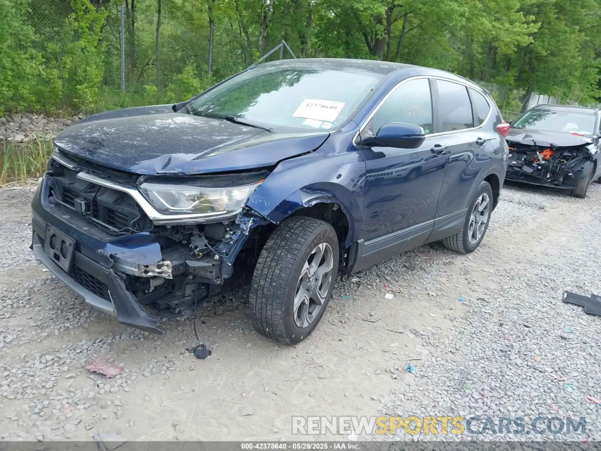 2 Photograph of a damaged car 2HKRW2H59KH654034 HONDA CR-V 2019