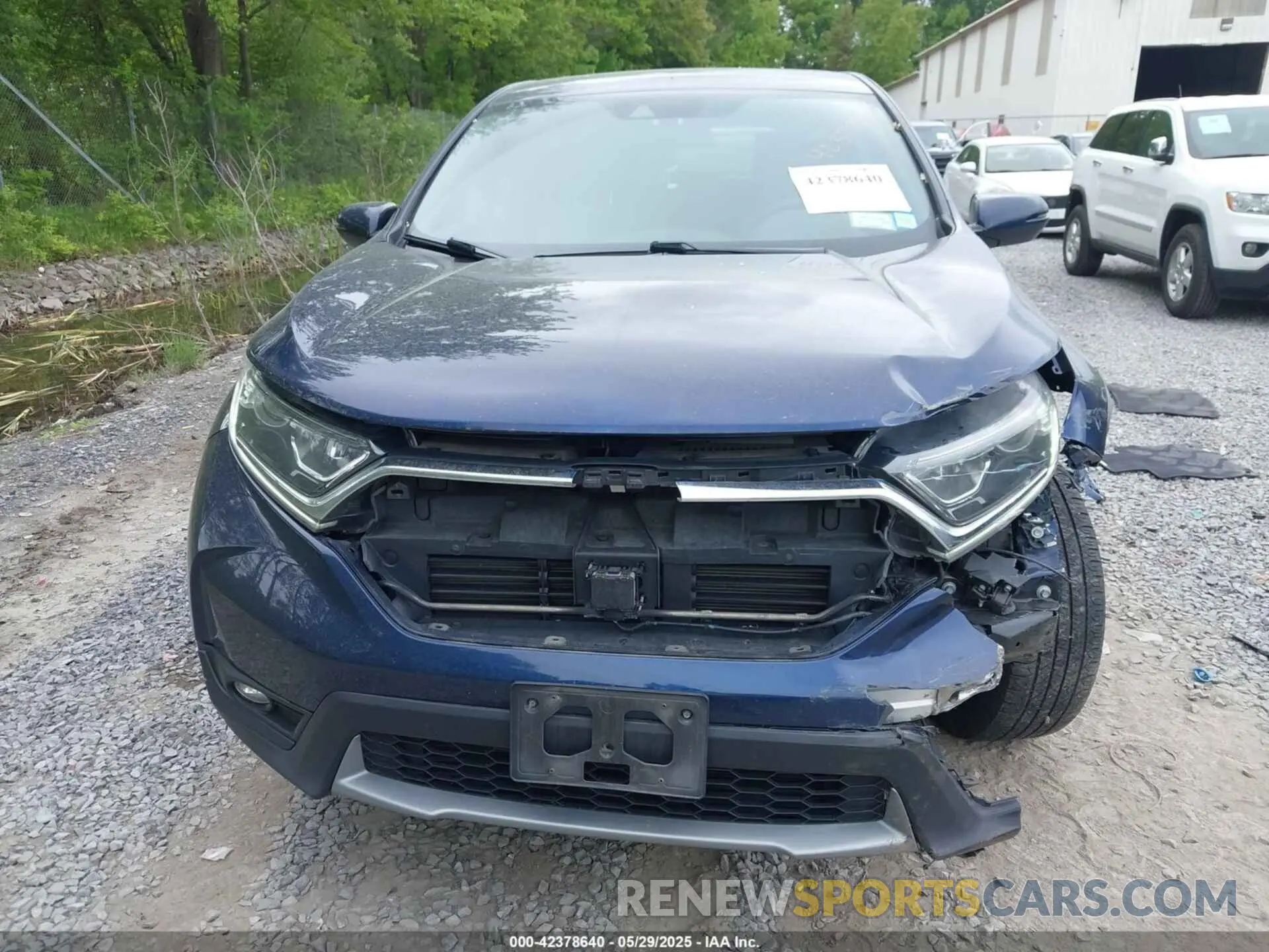 6 Photograph of a damaged car 2HKRW2H59KH654034 HONDA CR-V 2019