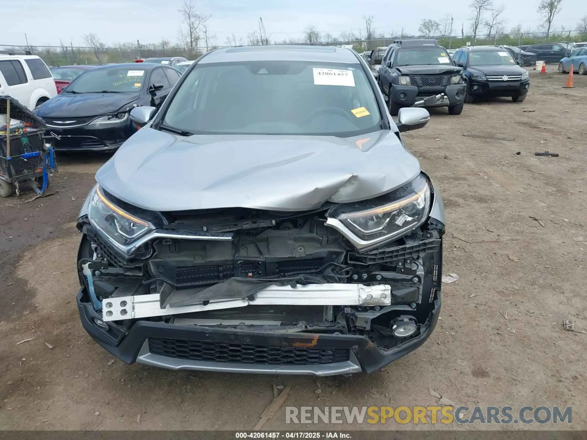 13 Photograph of a damaged car 2HKRW2H5XKH638800 HONDA CR-V 2019