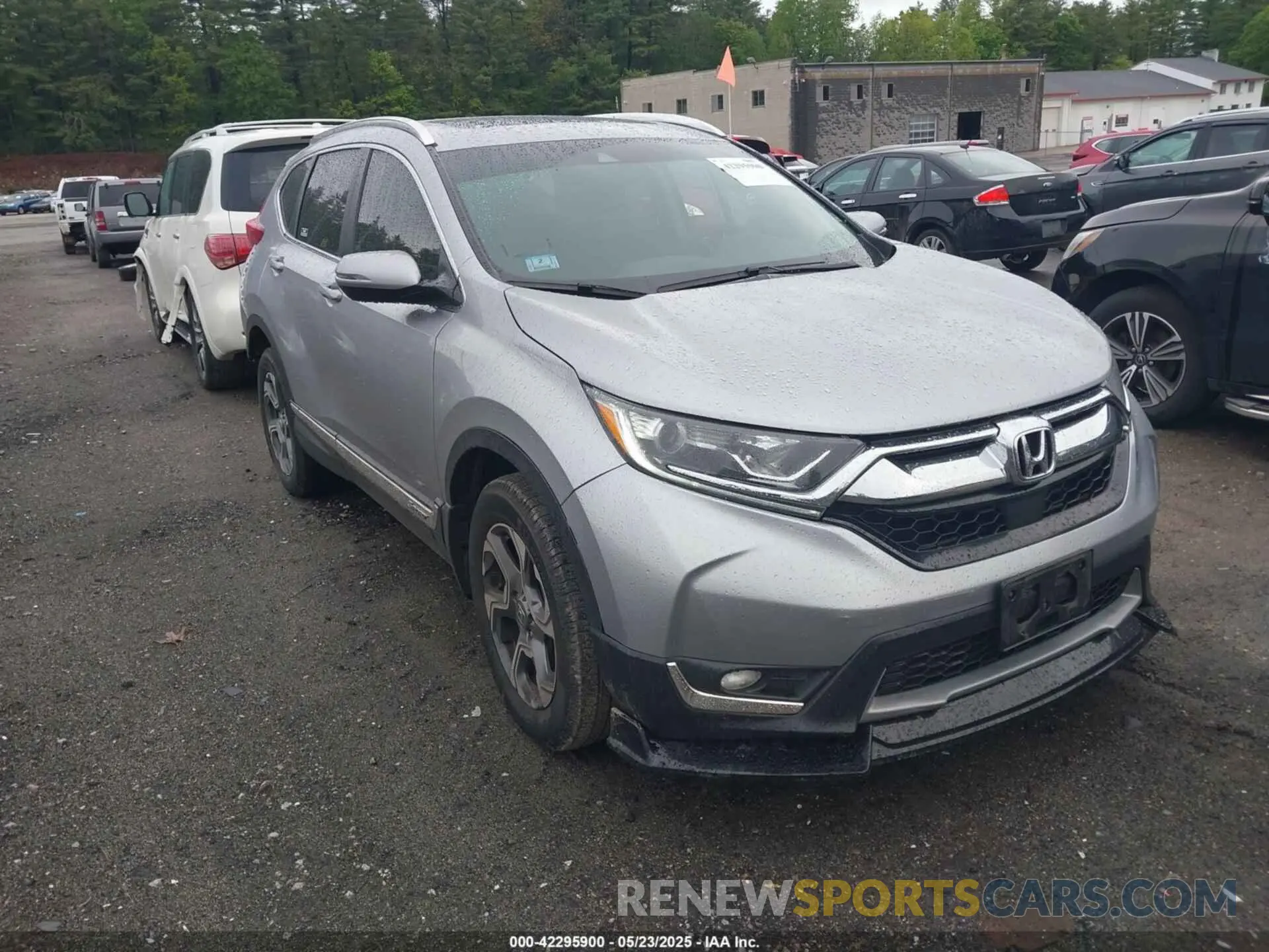 1 Photograph of a damaged car 2HKRW2H5XKH662272 HONDA CR-V 2019