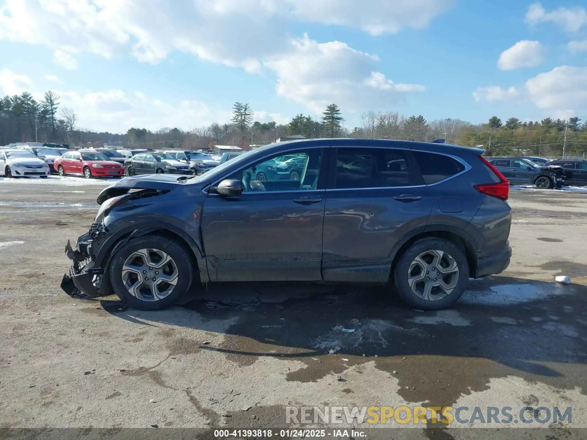 14 Photograph of a damaged car 2HKRW2H5XKH671764 HONDA CR-V 2019