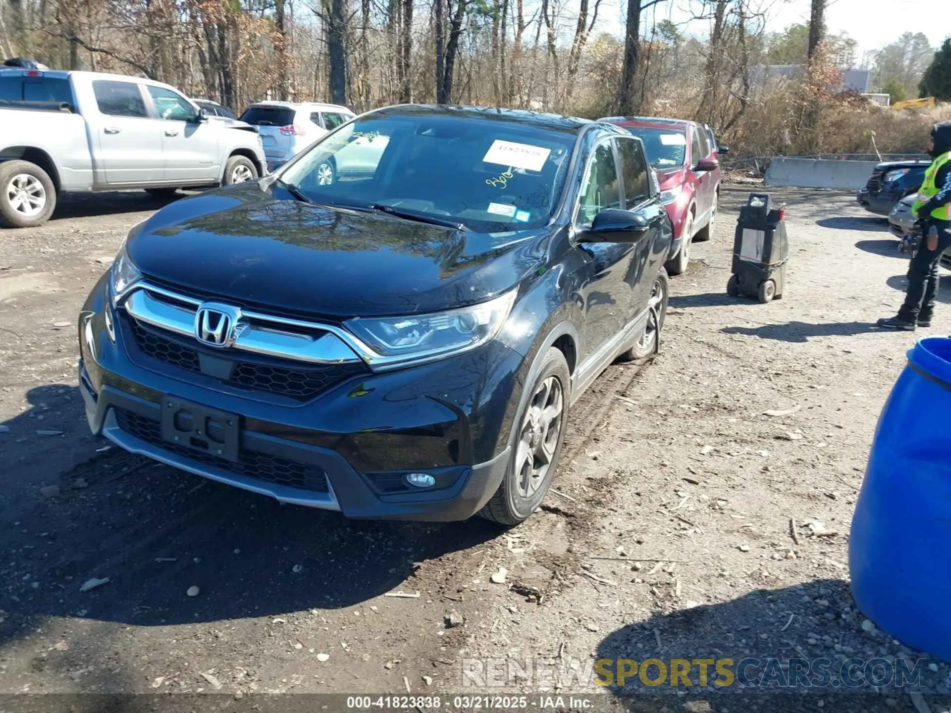 1 Photograph of a damaged car 2HKRW2H5XKH674504 HONDA CR-V 2019