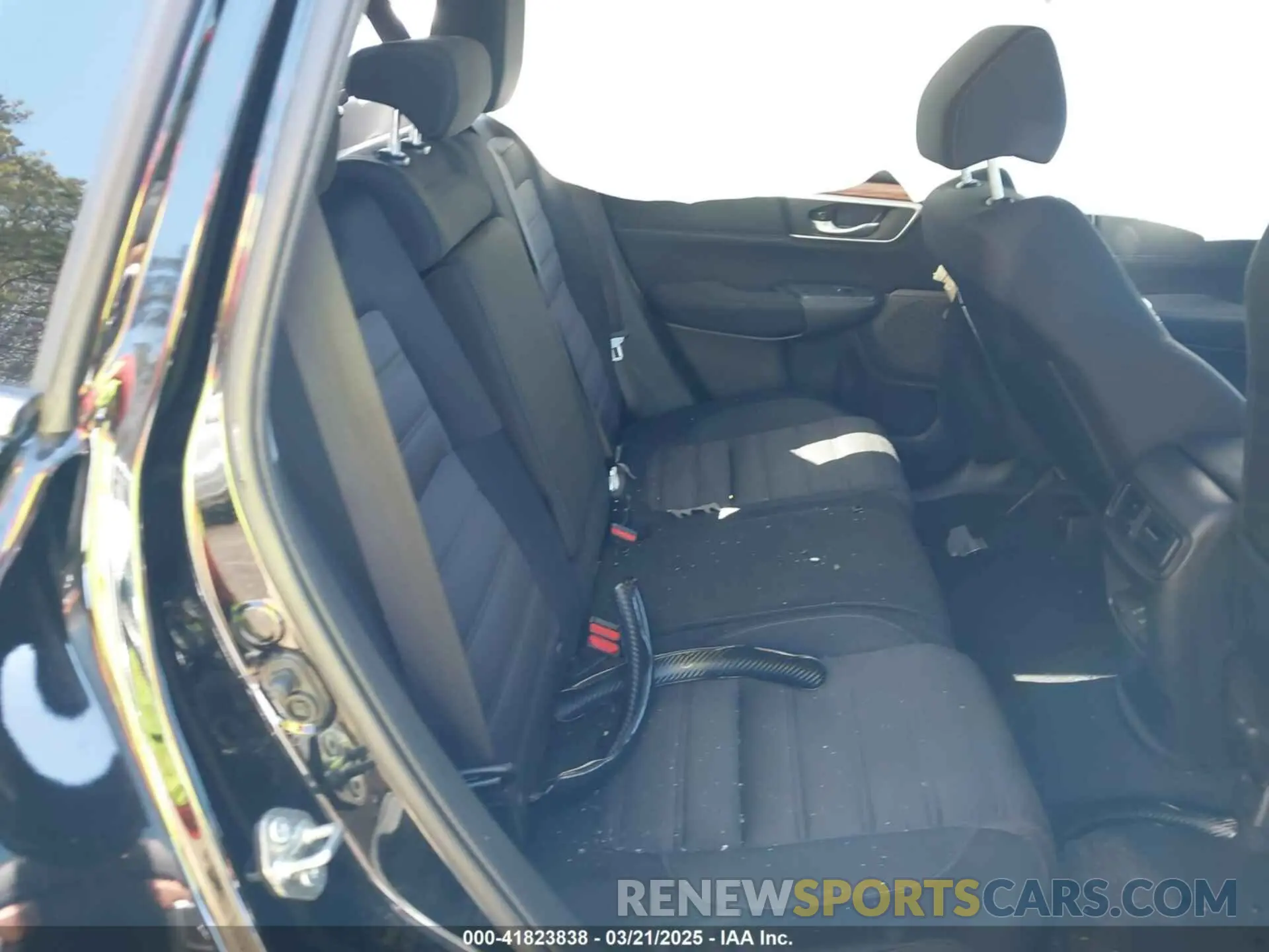 7 Photograph of a damaged car 2HKRW2H5XKH674504 HONDA CR-V 2019