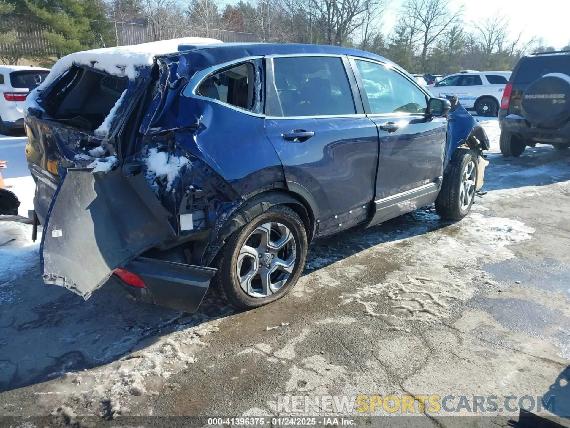 4 Photograph of a damaged car 2HKRW2H80KH643675 HONDA CR-V 2019