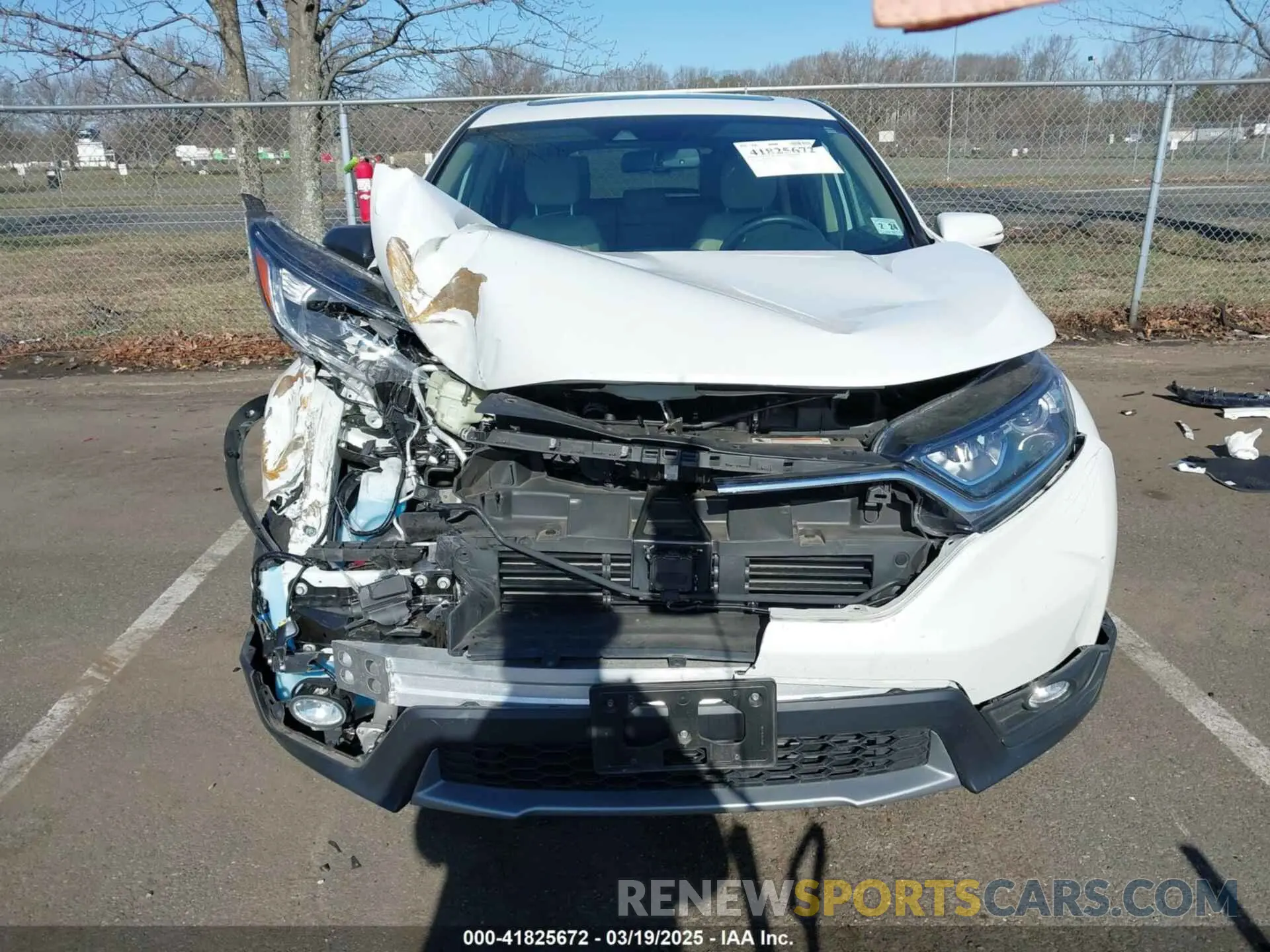 13 Photograph of a damaged car 2HKRW2H81KH612368 HONDA CR-V 2019