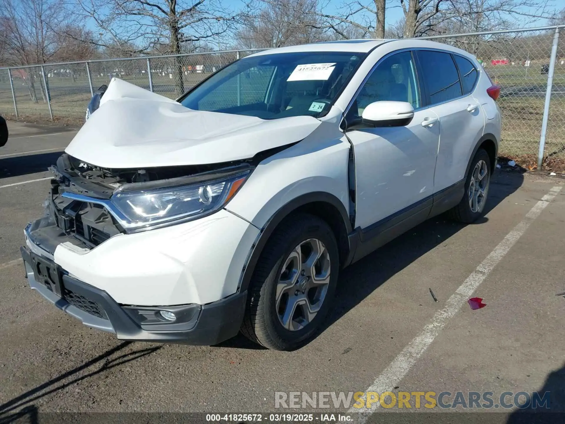 2 Photograph of a damaged car 2HKRW2H81KH612368 HONDA CR-V 2019