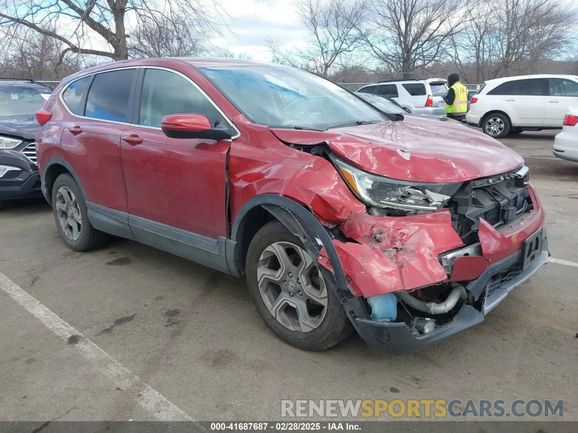 1 Photograph of a damaged car 2HKRW2H83KH617085 HONDA CR-V 2019