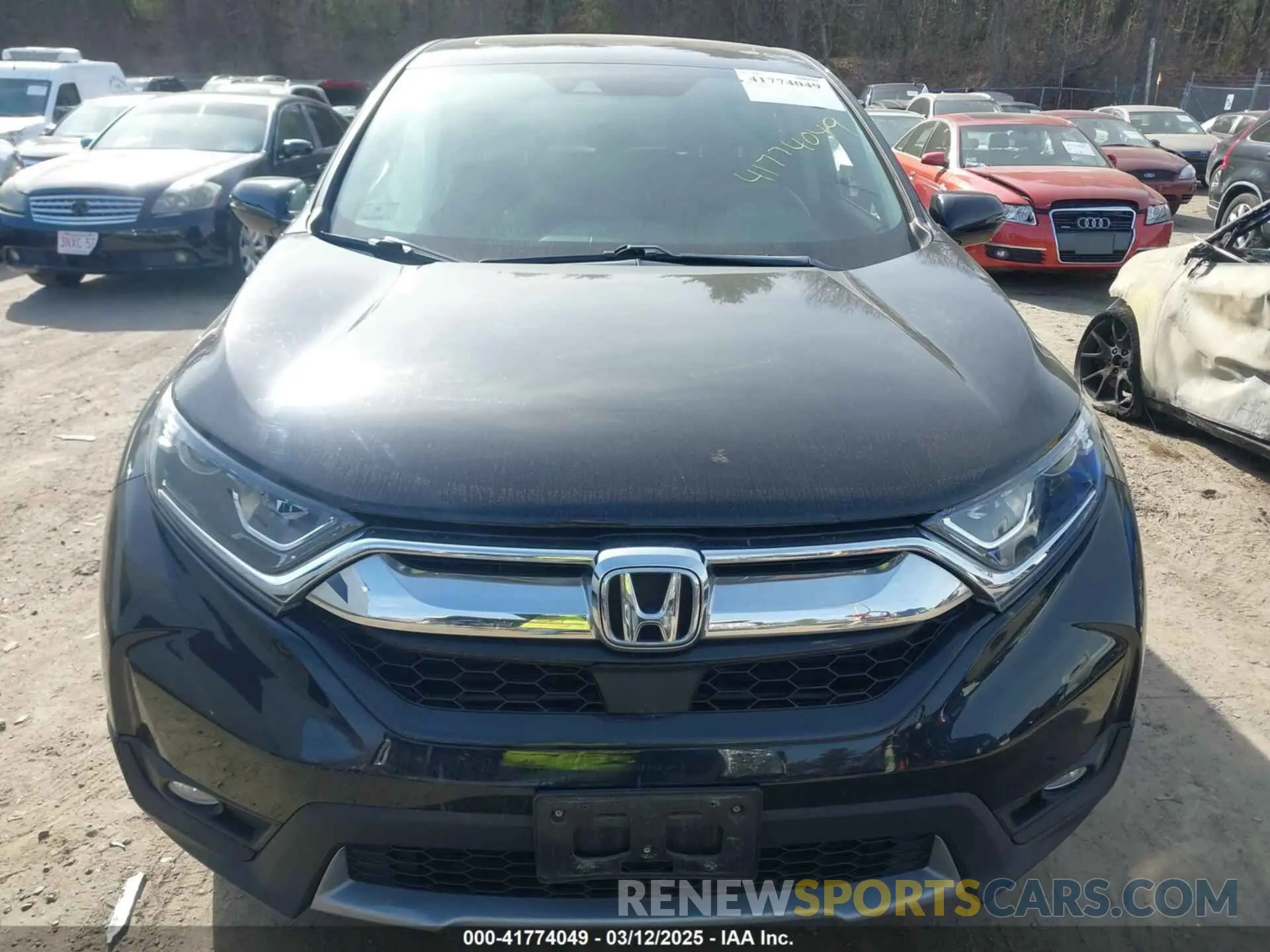12 Photograph of a damaged car 2HKRW2H85KH636138 HONDA CR-V 2019