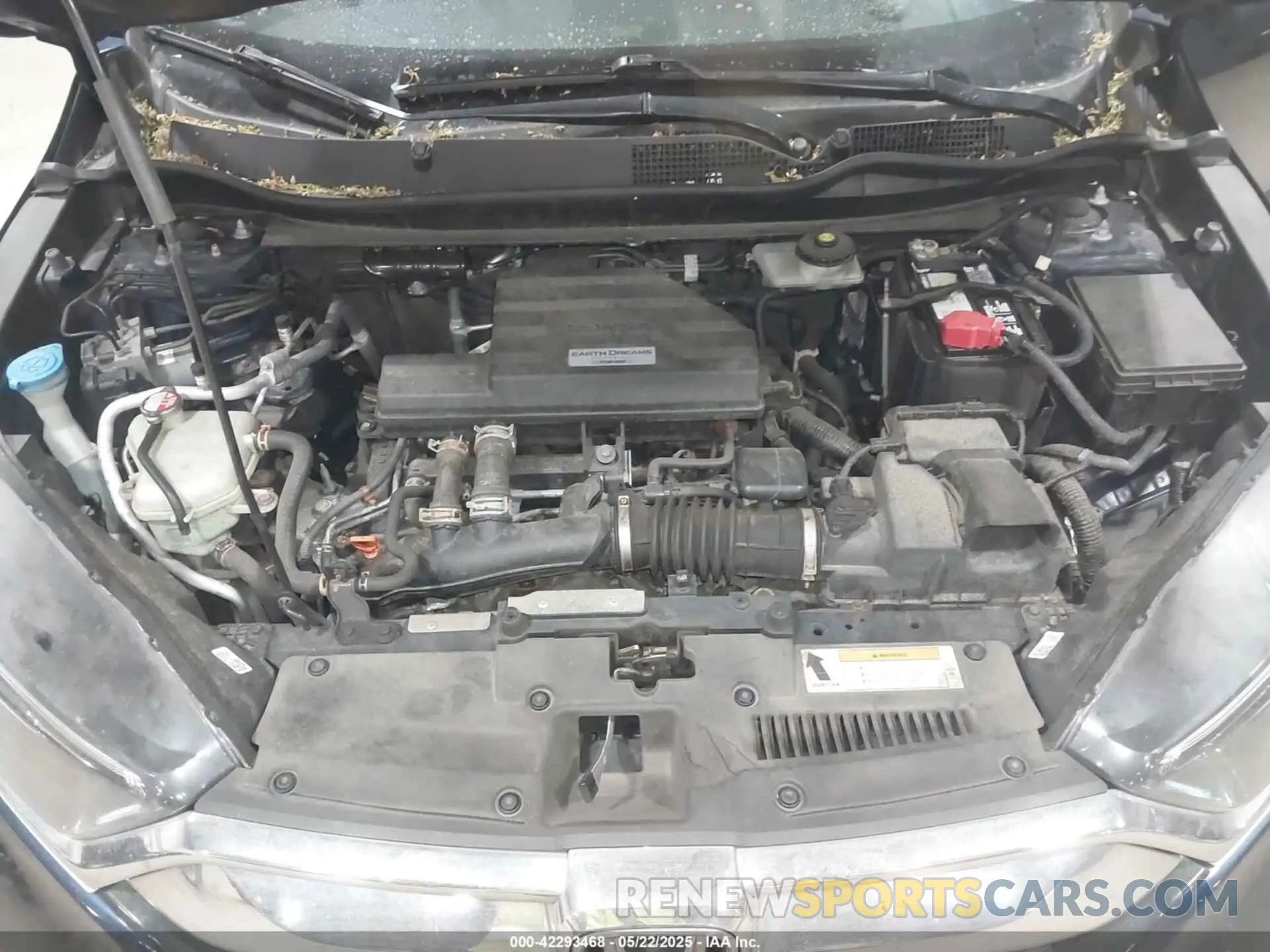 10 Photograph of a damaged car 2HKRW2H88KH620385 HONDA CR-V 2019
