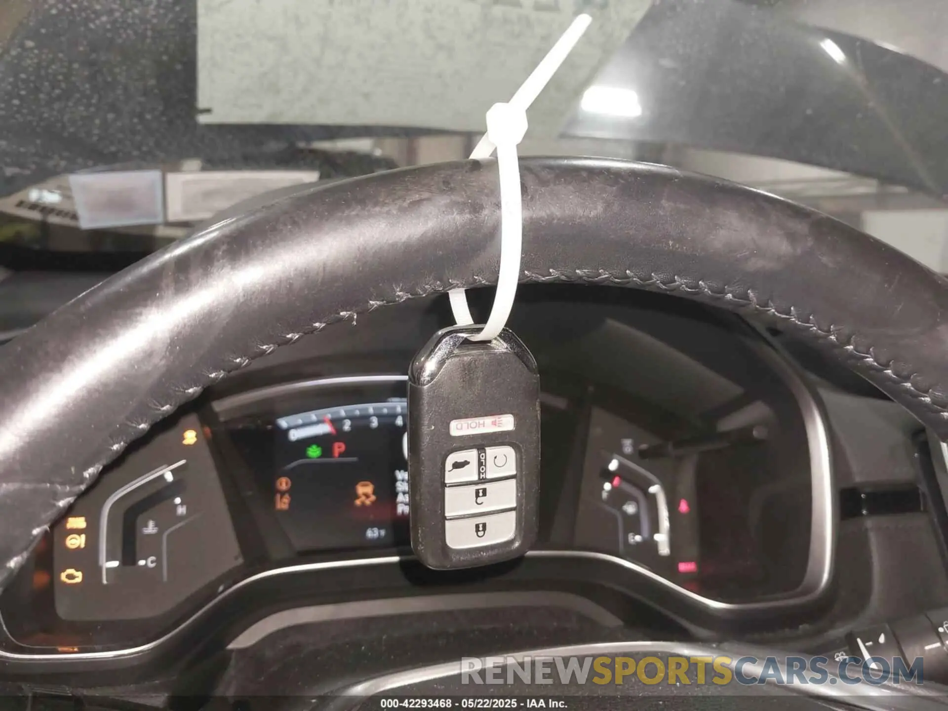 11 Photograph of a damaged car 2HKRW2H88KH620385 HONDA CR-V 2019