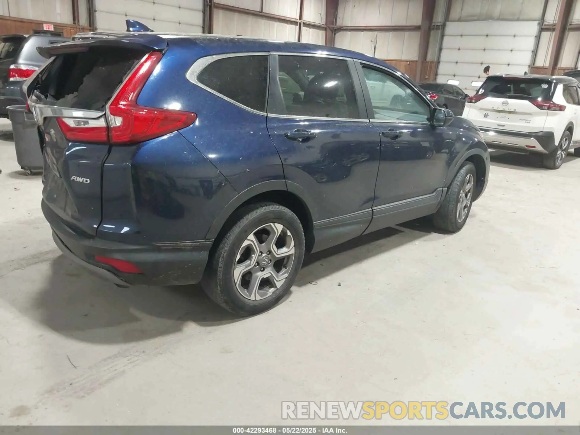 4 Photograph of a damaged car 2HKRW2H88KH620385 HONDA CR-V 2019