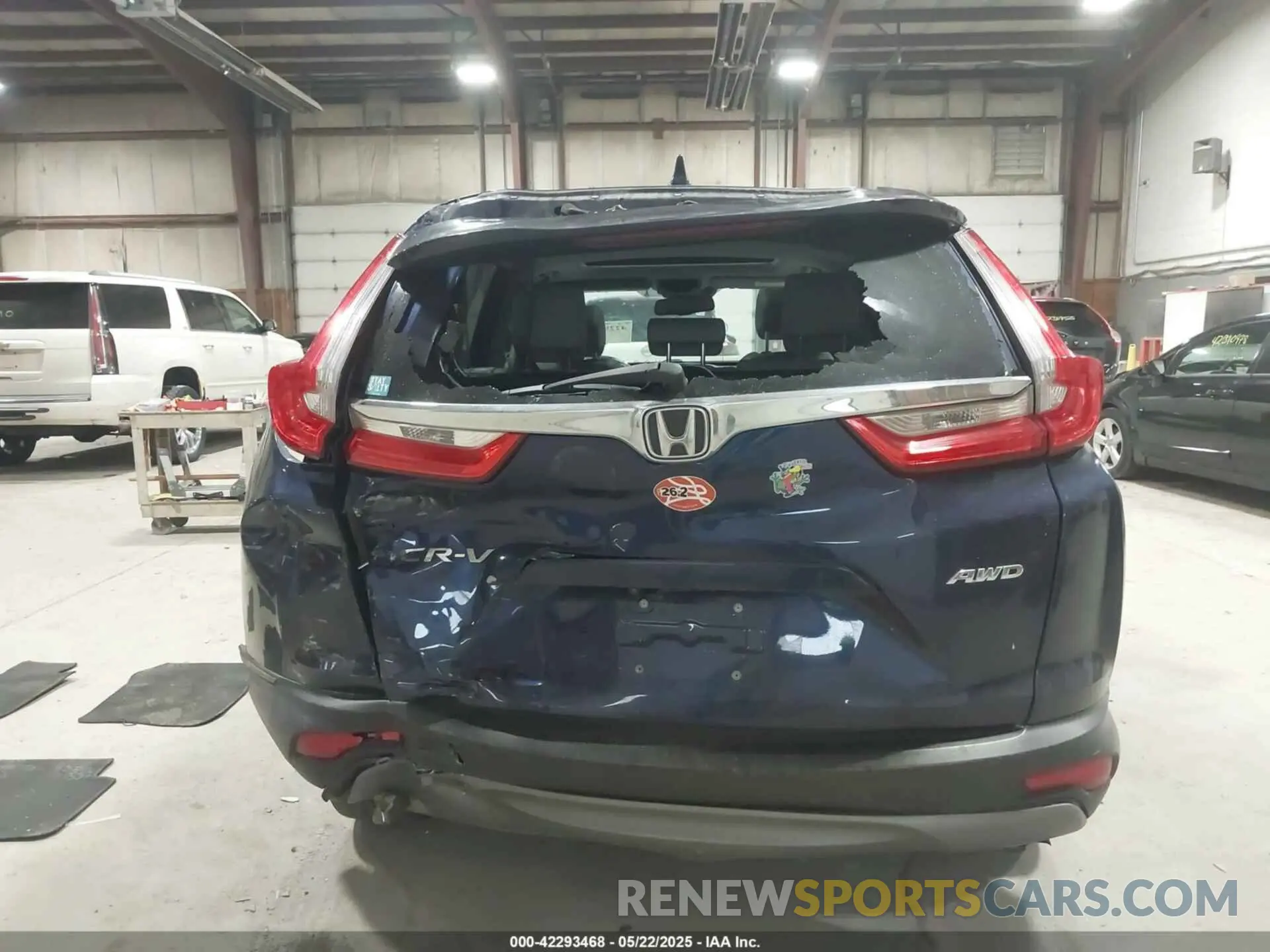 6 Photograph of a damaged car 2HKRW2H88KH620385 HONDA CR-V 2019