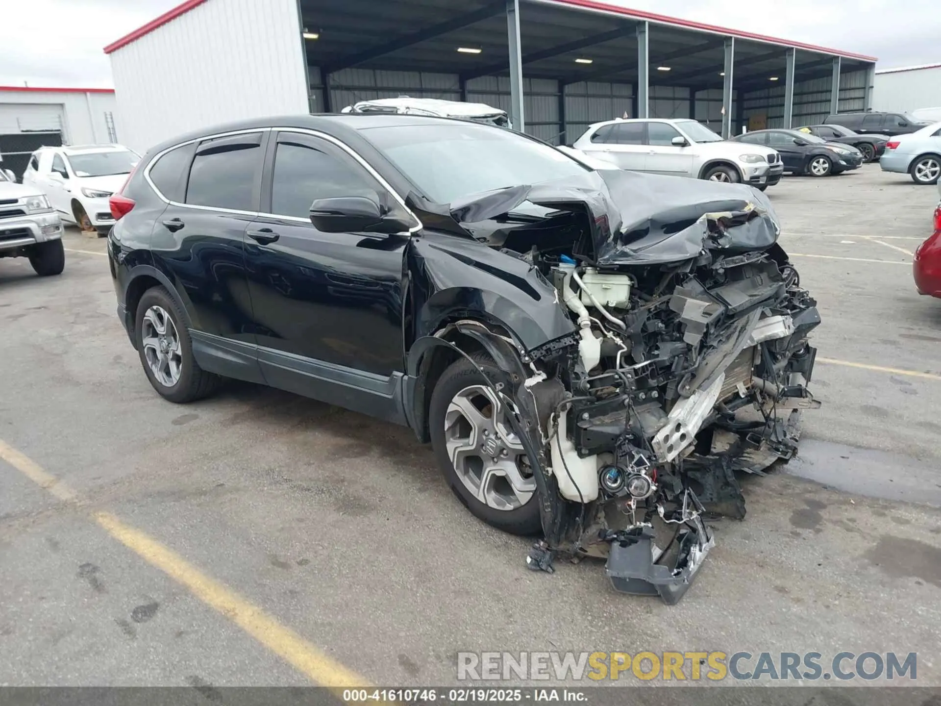 1 Photograph of a damaged car 2HKRW2H89KH661382 HONDA CR-V 2019