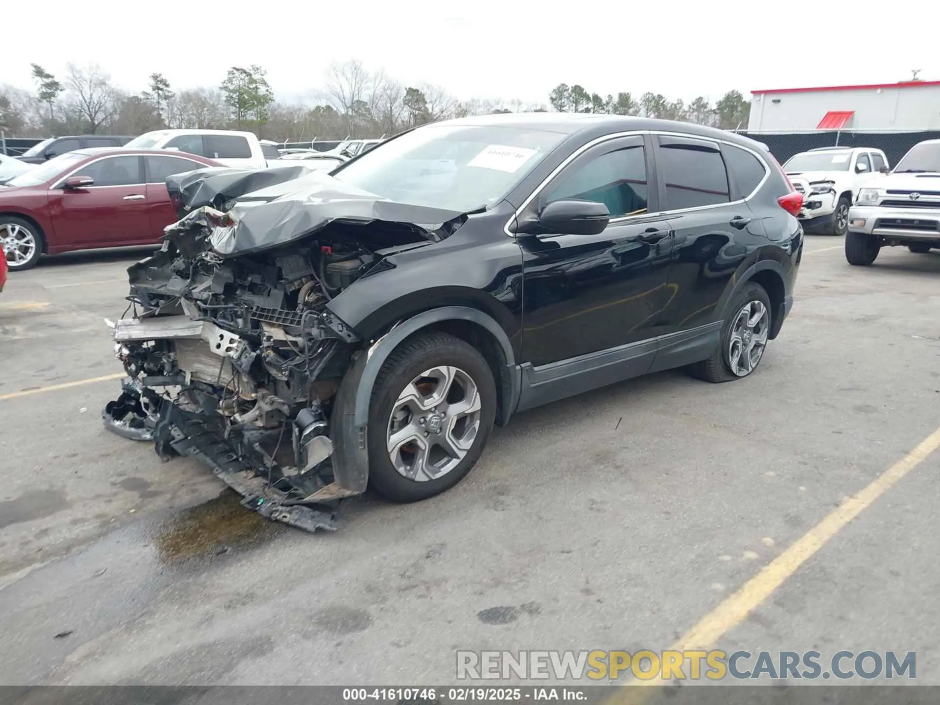2 Photograph of a damaged car 2HKRW2H89KH661382 HONDA CR-V 2019