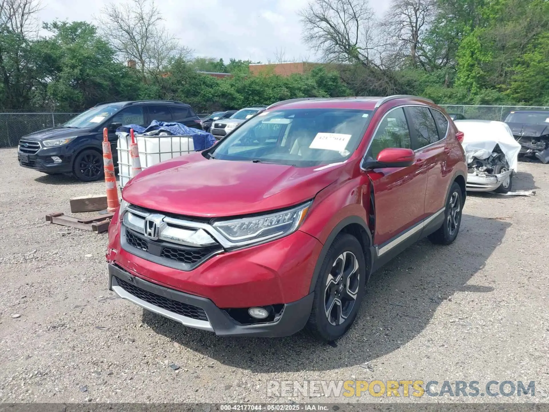 2 Photograph of a damaged car 2HKRW2H92KH626997 HONDA CR-V 2019