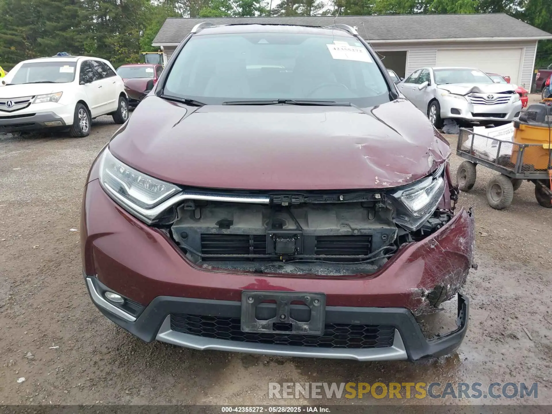 13 Photograph of a damaged car 2HKRW2H95KH617890 HONDA CR-V 2019